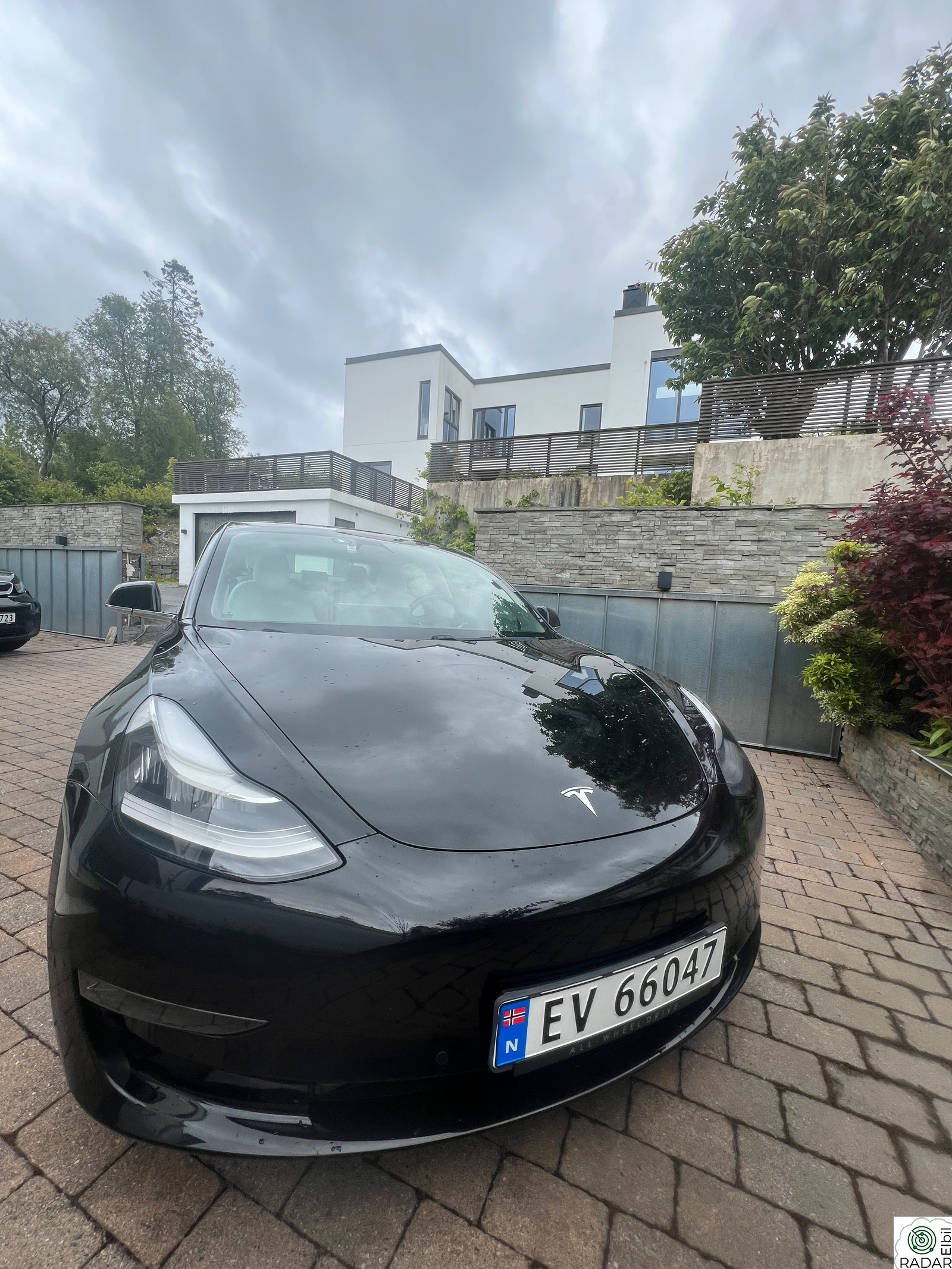 TESLA Model 3 Performance AWD