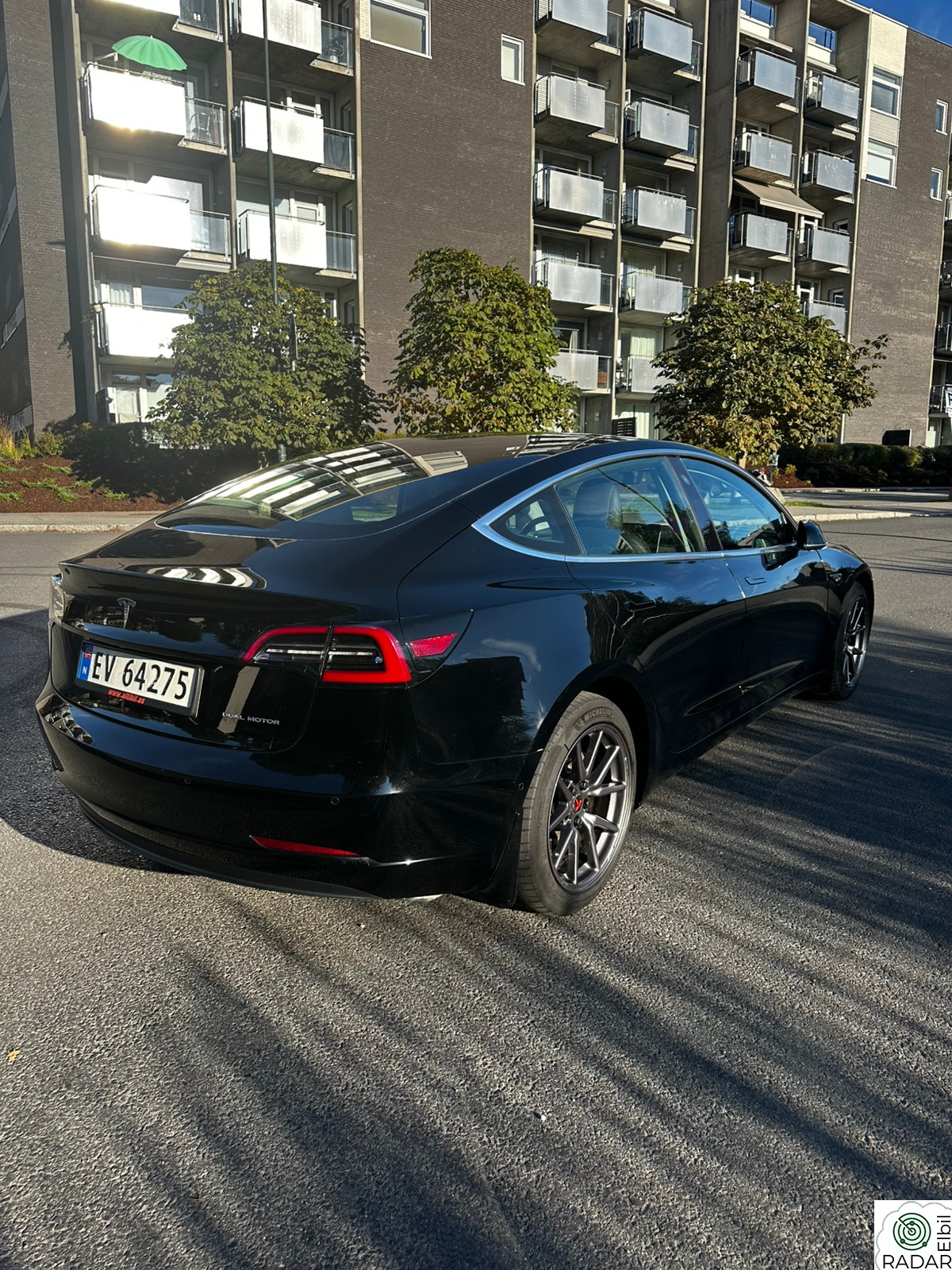 TESLA Model 3 Long Range AWD FSD