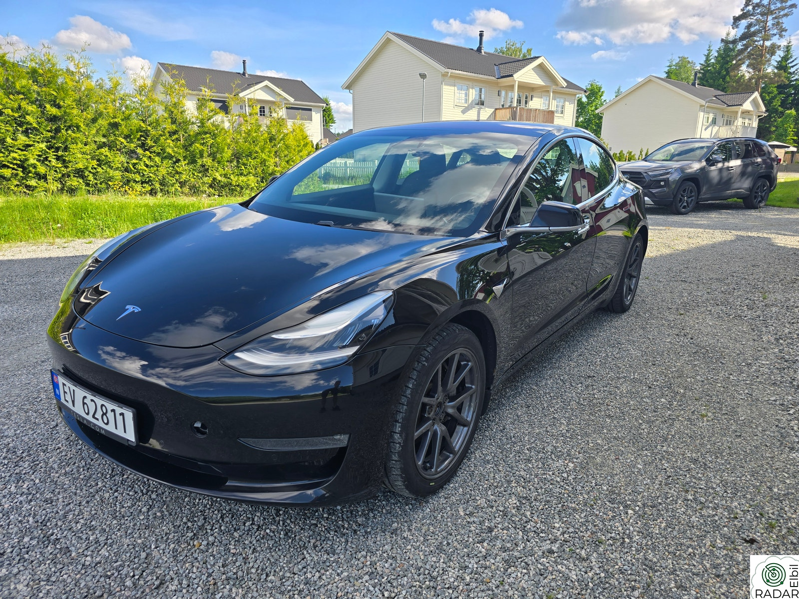 TESLA Model 3 Long Range AWD