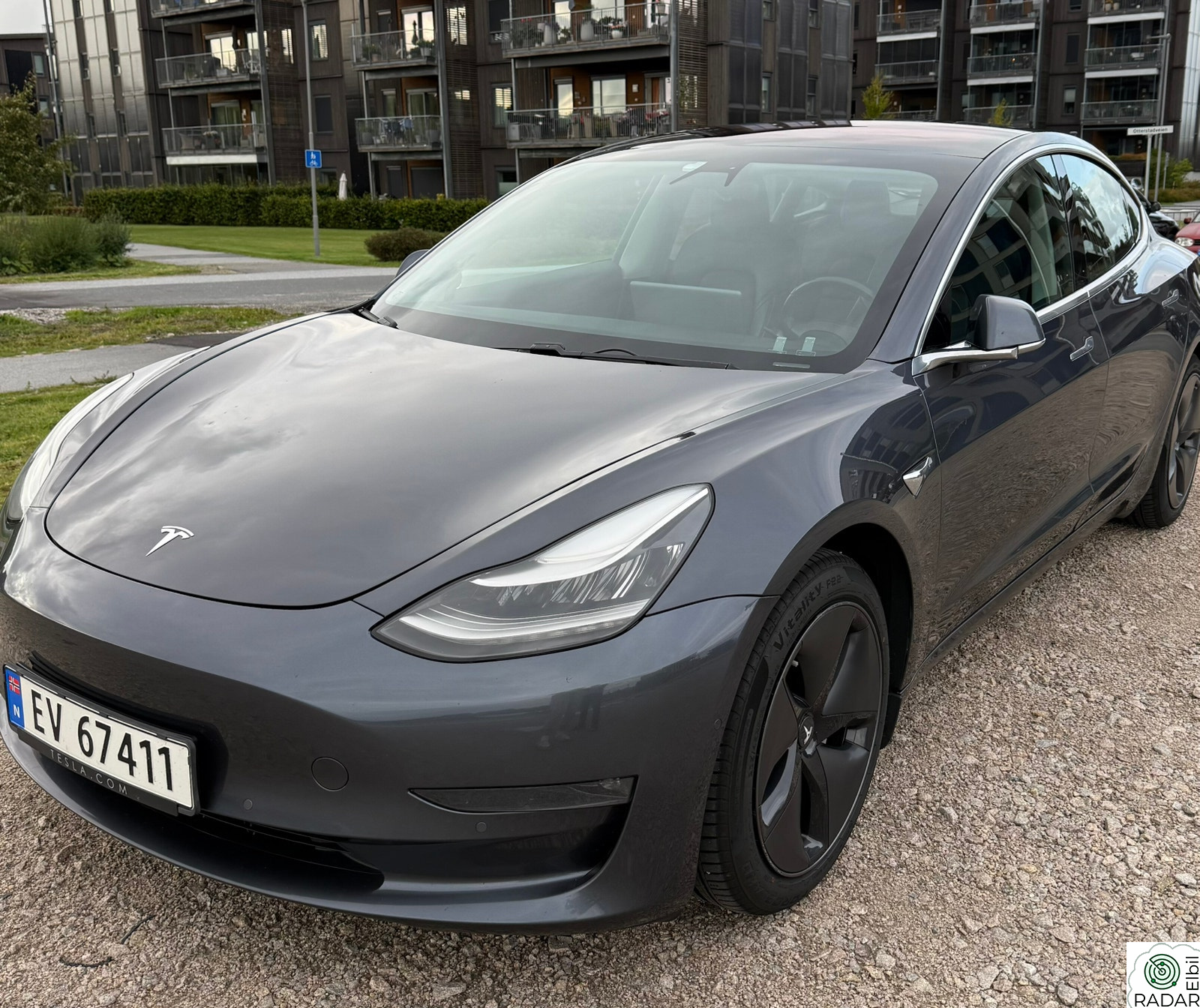 TESLA Model 3 Long Range AWD