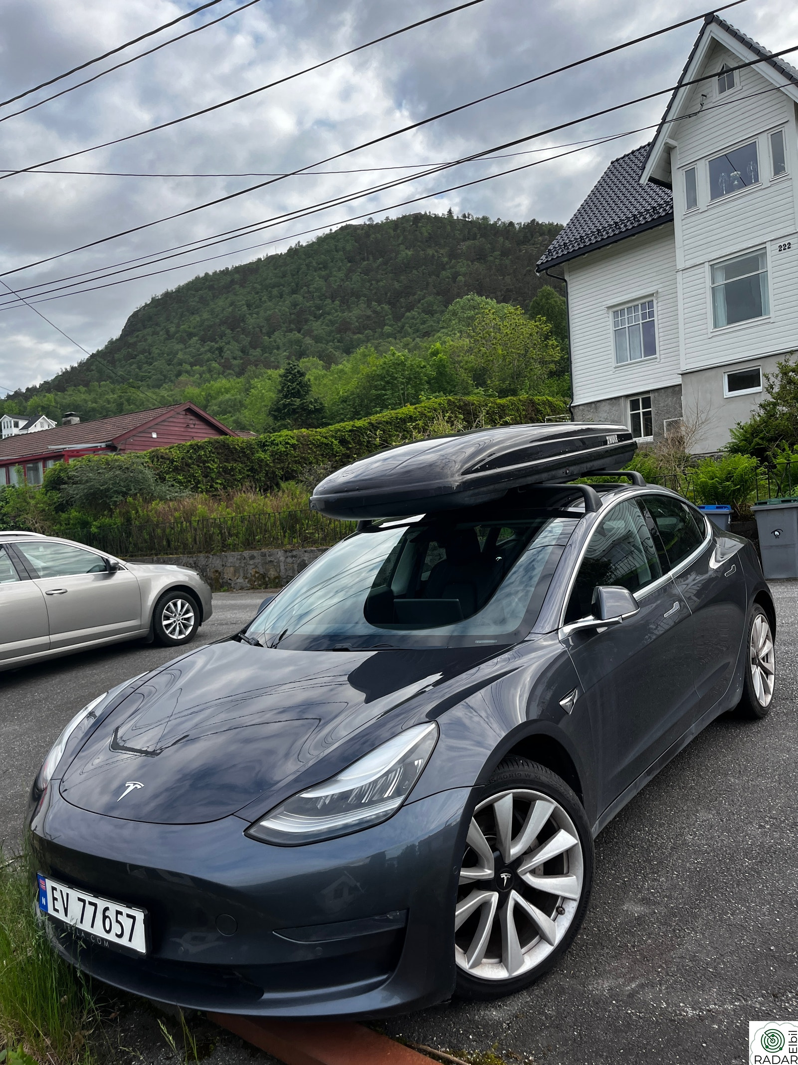 TESLA Model 3 Long Range AWD