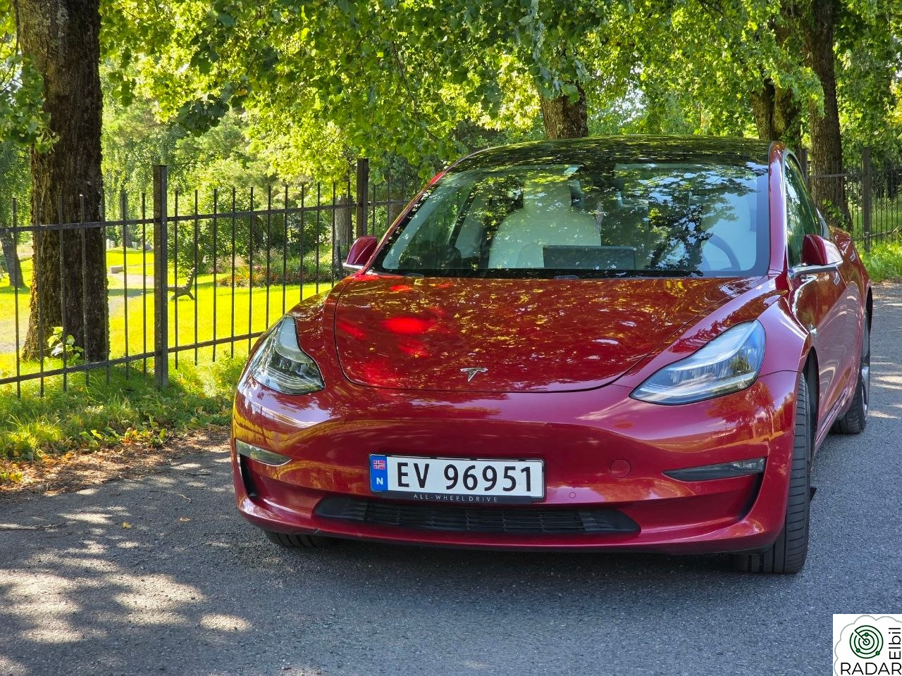 TESLA Model 3 Long Range AWD