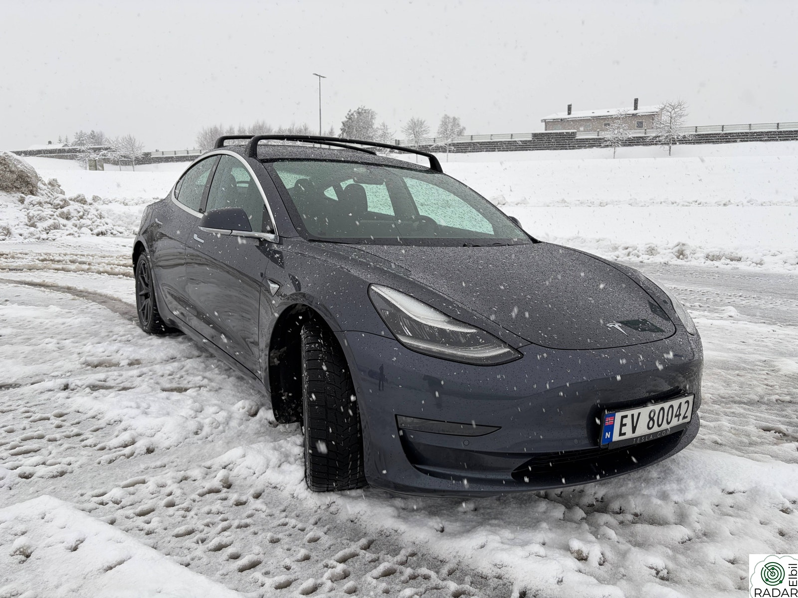 TESLA Model 3 Tesla Model 3 Long Range AWD, hengerfeste, takstativ