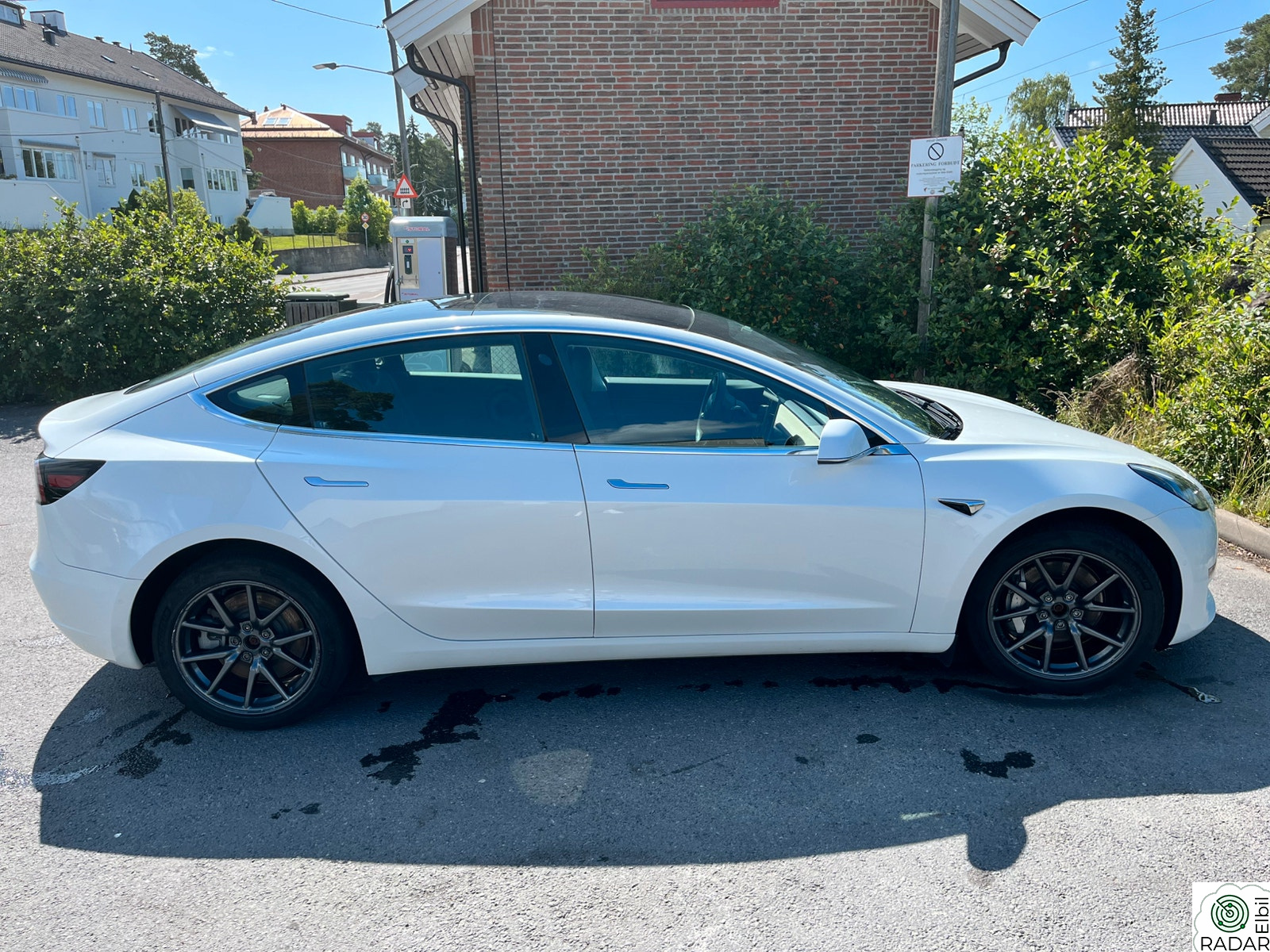 TESLA Model 3 LONG RANGE/AWD (4X4-DRIFT)/AUTOPILOT/HENGERF./V.DEKK
