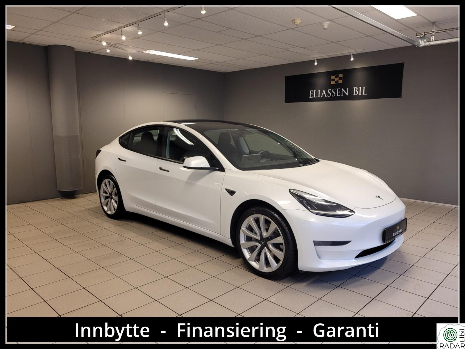 TESLA Model 3 Long Range AWD Premium / 560Km / Sort skinn / Panorama