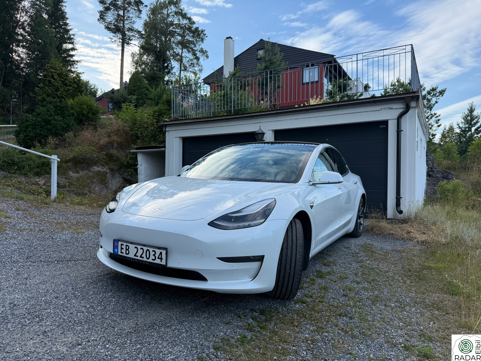 TESLA Model 3 Long Range AWD