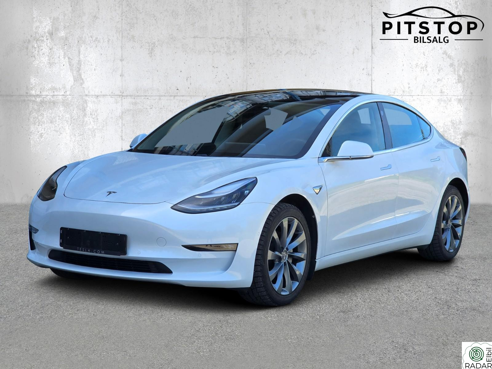 TESLA Model 3 AWD LR 560km Autopilot HW3 Premium Krok Euok 04/2028
