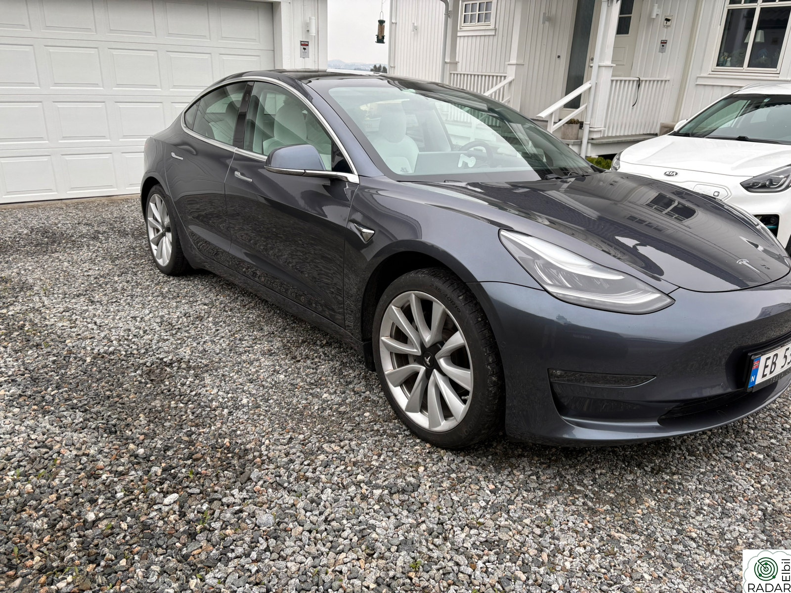 TESLA Model 3 Long Range AWD