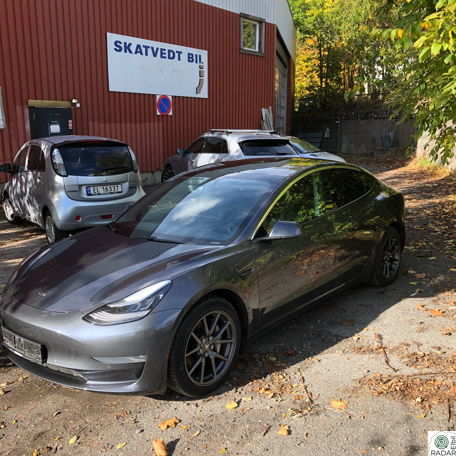 TESLA Model 3 Long Range AWD