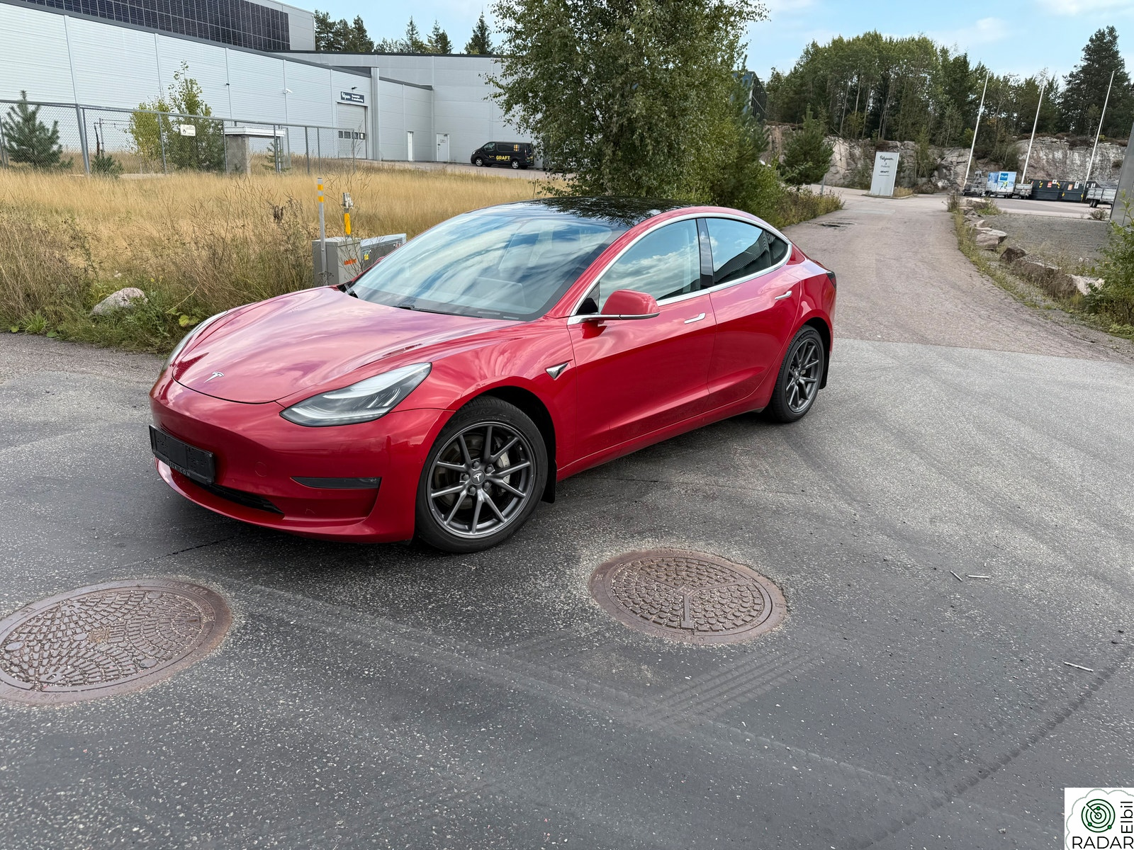 TESLA Model 3 LONG RANGE AWD,HENGERFESTE,EU-OK 9-2026