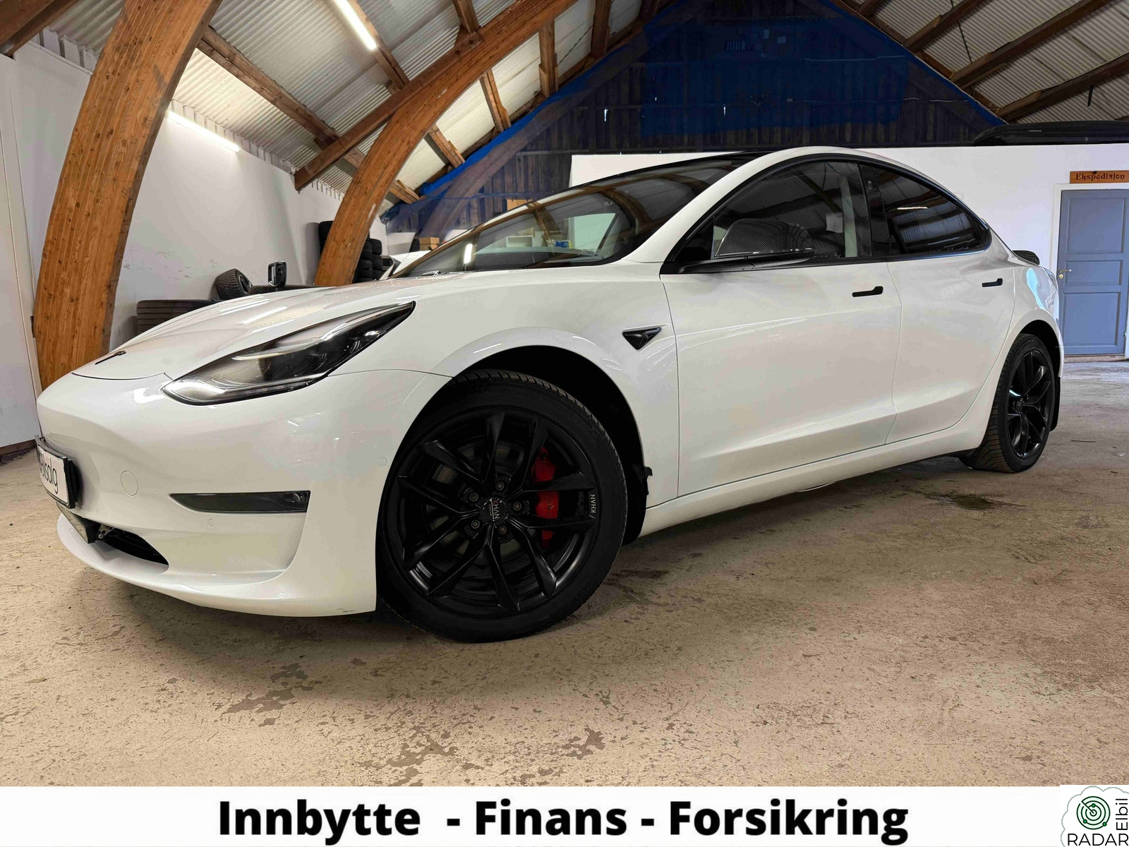 TESLA Model 3 LONG RANGE - UNIK FIN BIL - HENGERFESTE - EXTRA LEDLYS