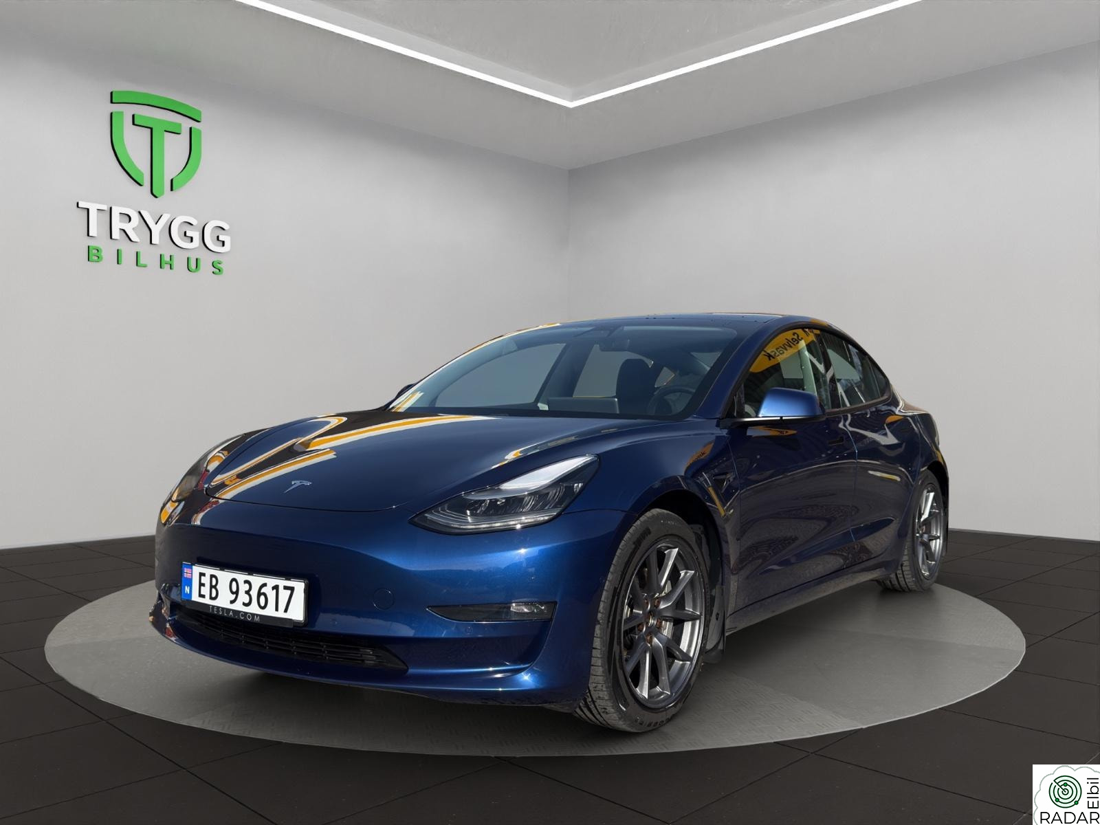 TESLA Model 3 Long Range AWD / Krok / garantiutløpstest / Nye Dekk