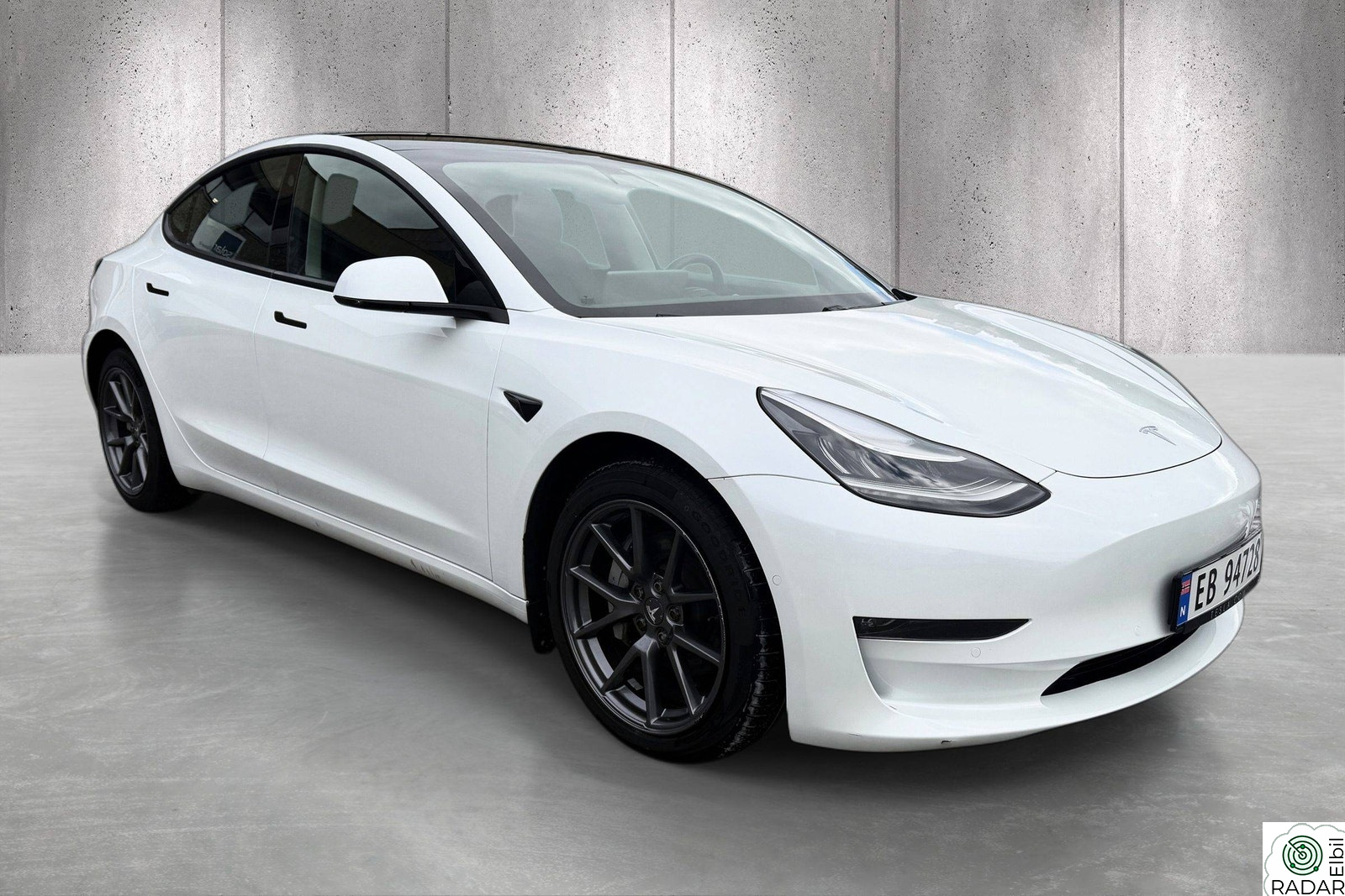 TESLA Model 3 LongRange AWD 580KM | 6mnd Garanti/Norsk/HW3/H.feste++