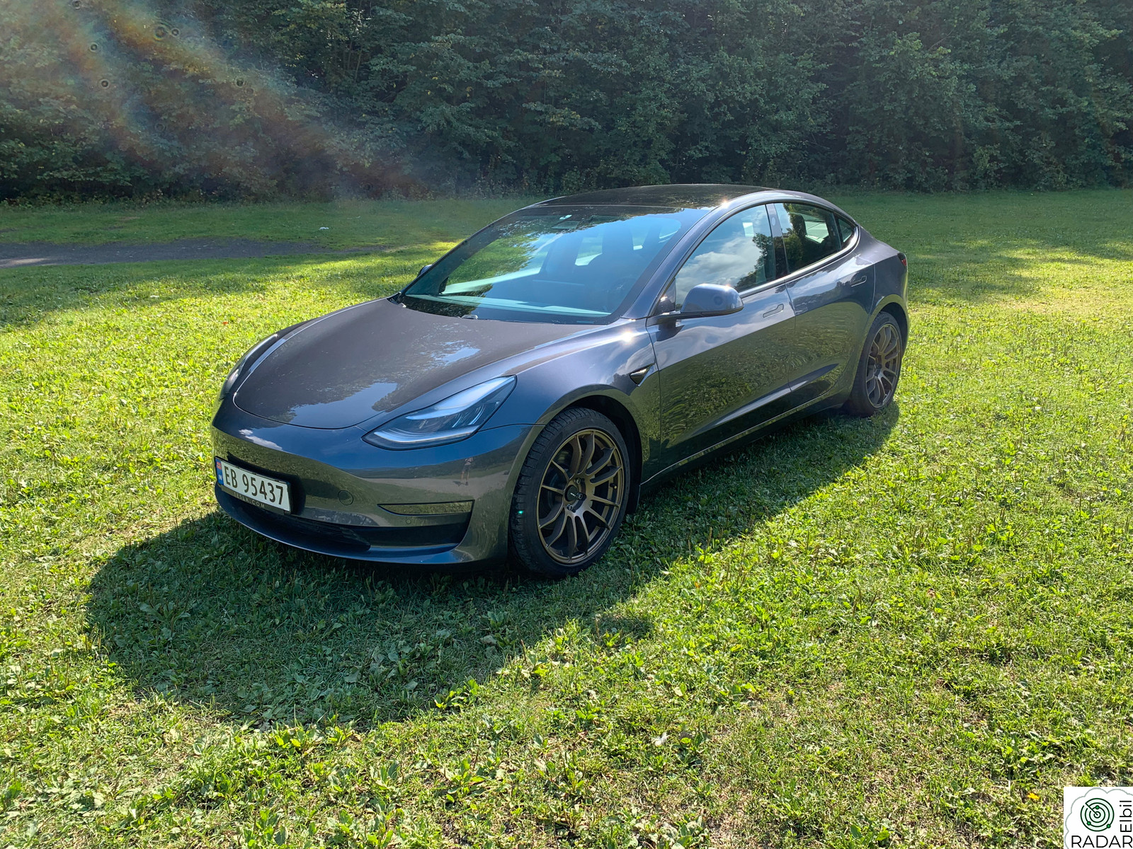 TESLA Model 3 Long Range AWD