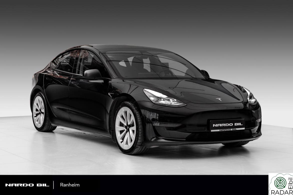 TESLA Model 3 Long Range AWD/Premium/Krok/Autopilot