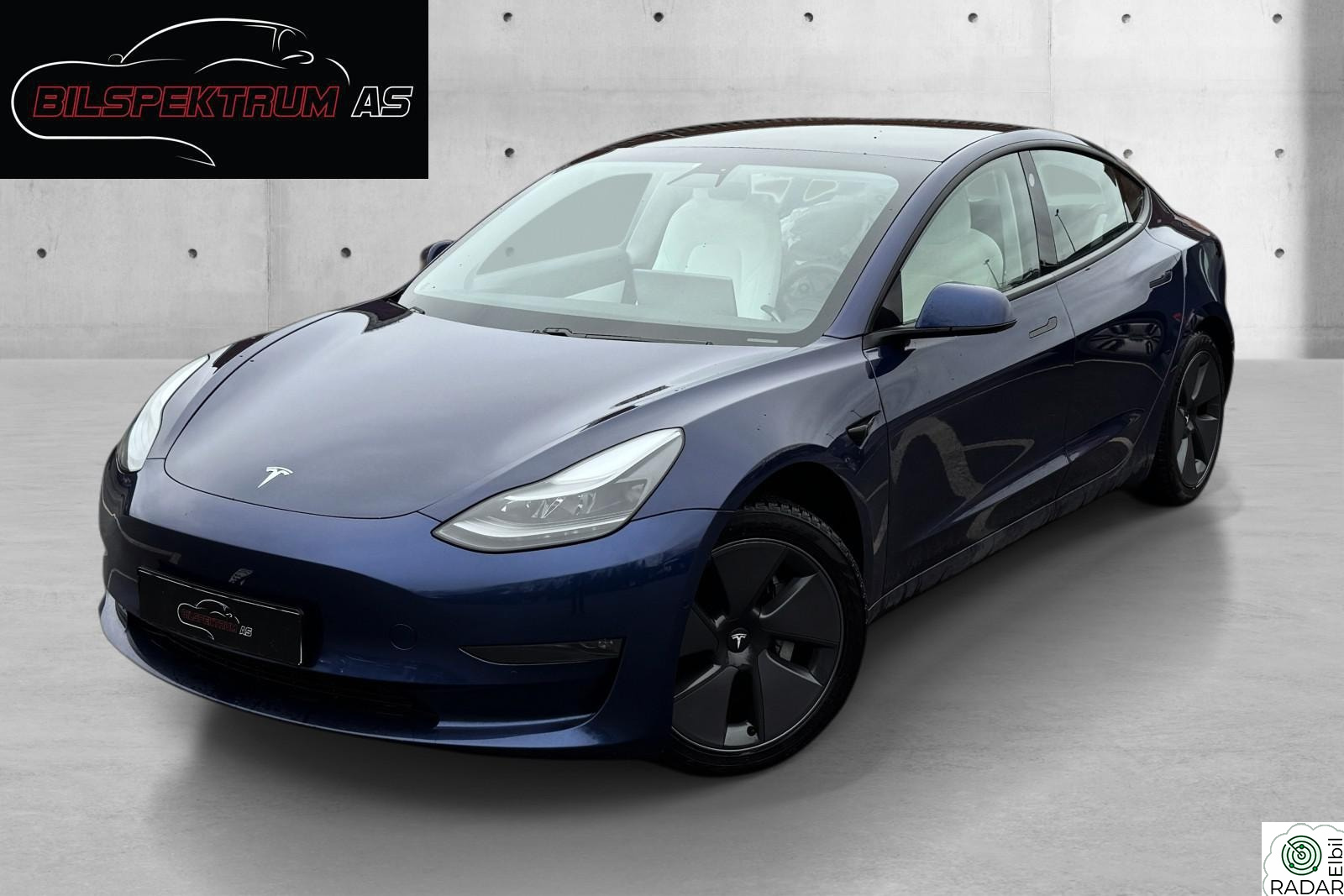 TESLA Model 3 Long-Range AWD // 1-Eier, Eu2027, Krok, AP, V.pumpe+