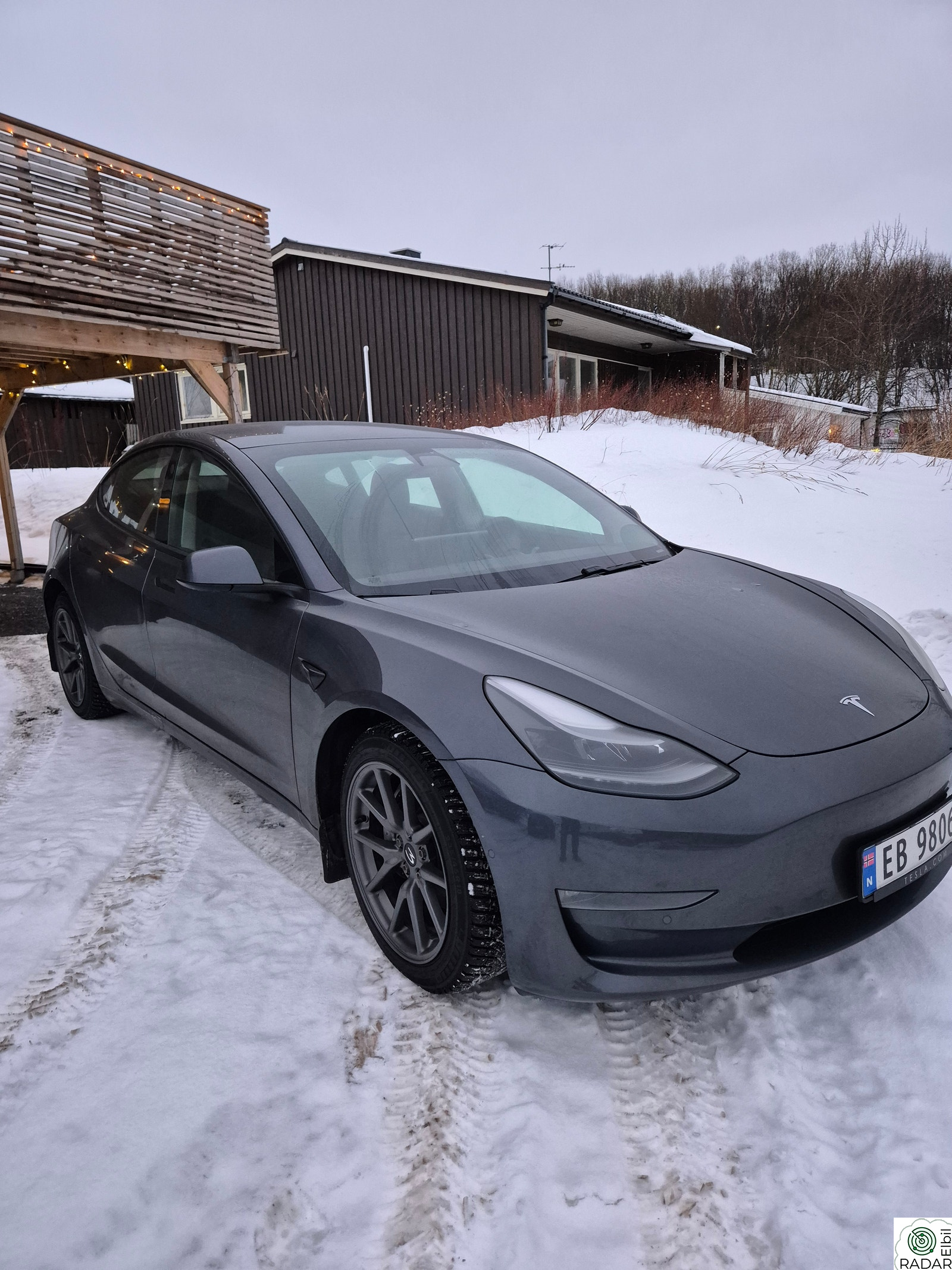 TESLA Model 3 Long Range AWD