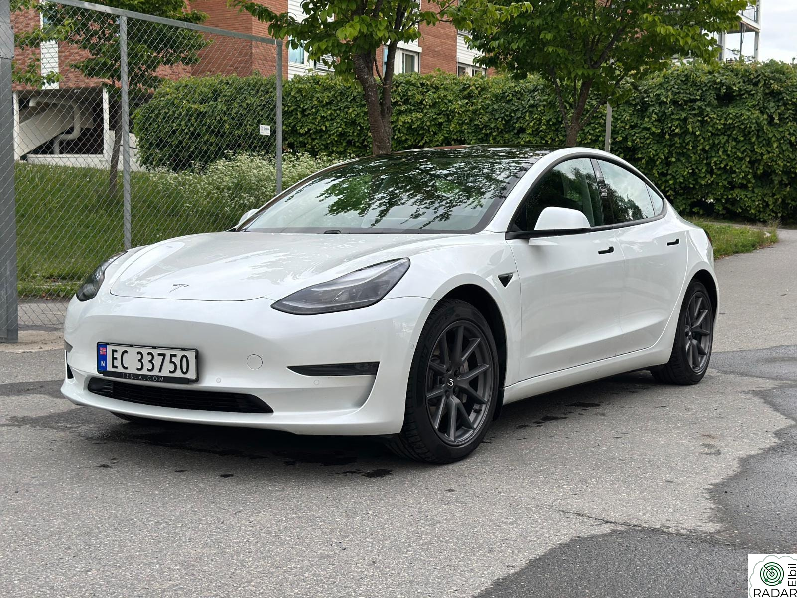 TESLA Model 3 LR/KROK/SKINN/VINTERPAKKE/EU27/GLASSTAK/FINANS++