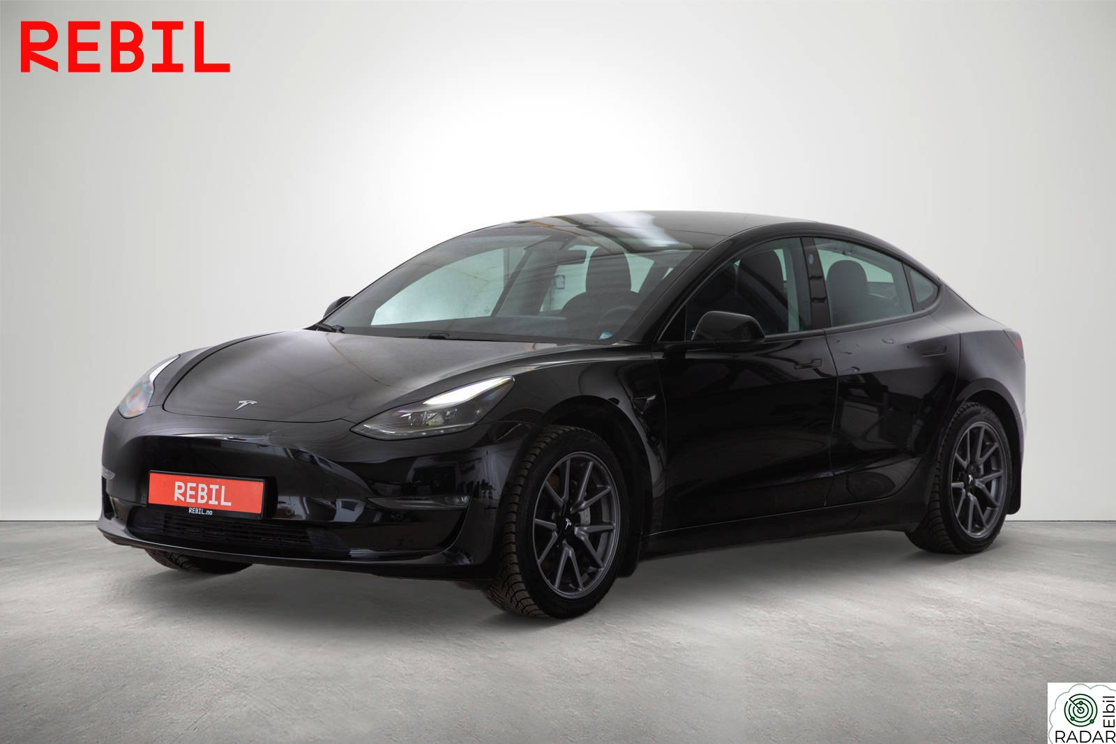 TESLA Model 3 Long Range (580km) Skinn/Pano/MCU2/R.kam/V.pumpe/AWD