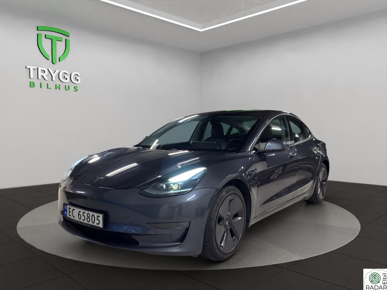 TESLA Model 3 Long Range AWD / Garantiutløpstest / Varme i Ratt