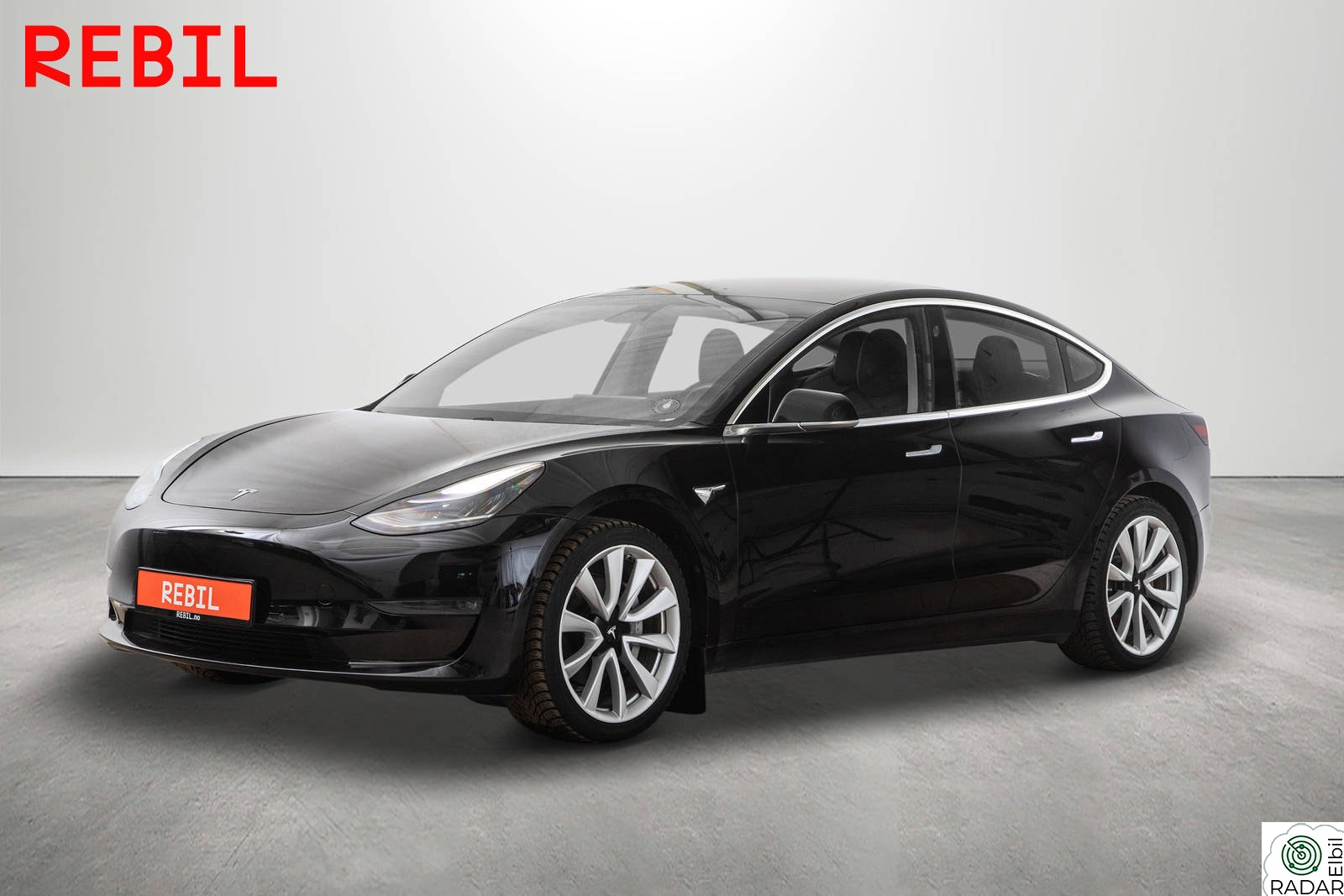 TESLA Model 3 560km/LR/AWD/MCU2/Navi/R.kam/Pano/AP