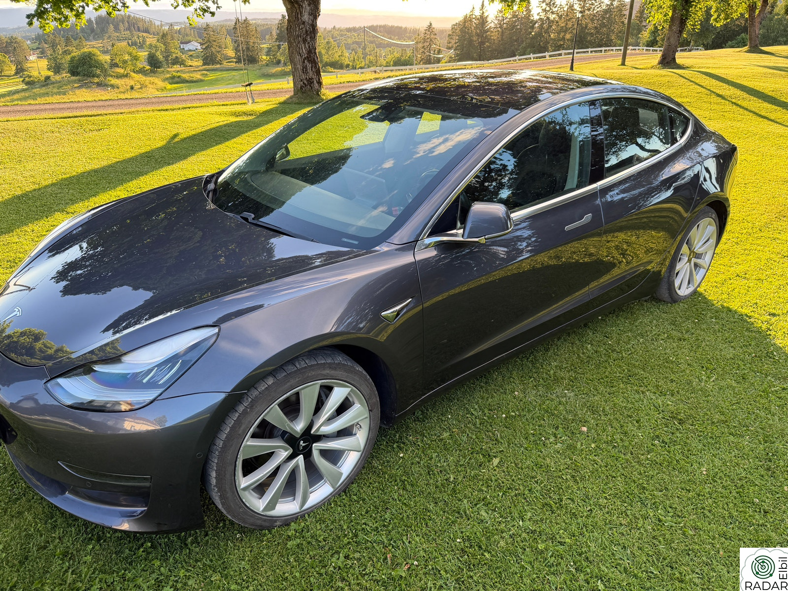 TESLA Model 3 Long Range AWD