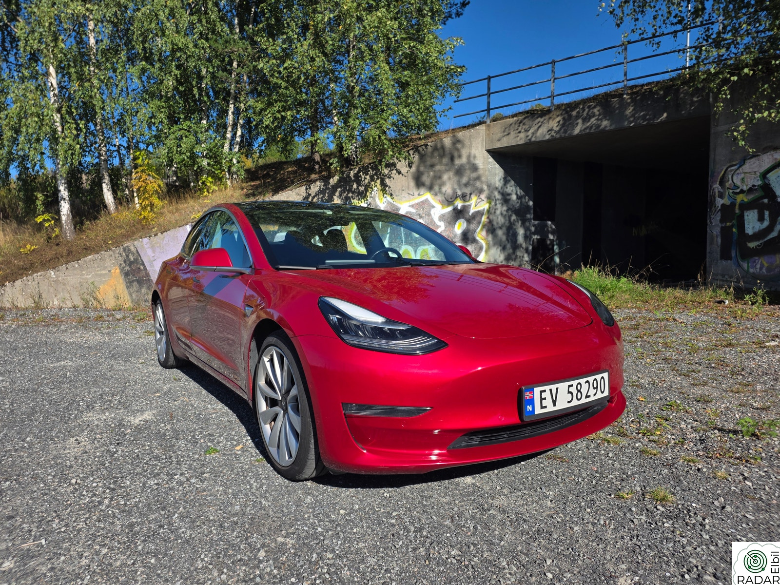 TESLA Model 3 Long Range AWD