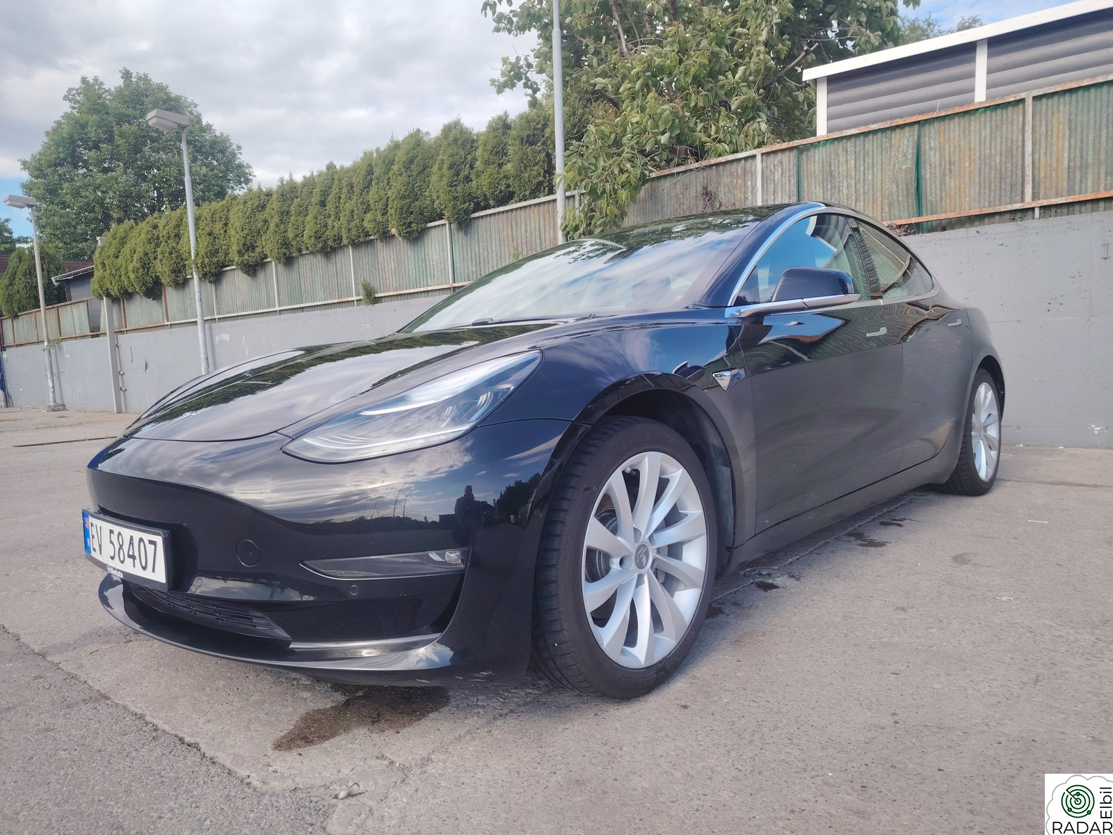 TESLA Model 3 Long Range AWD/ Lav Km.