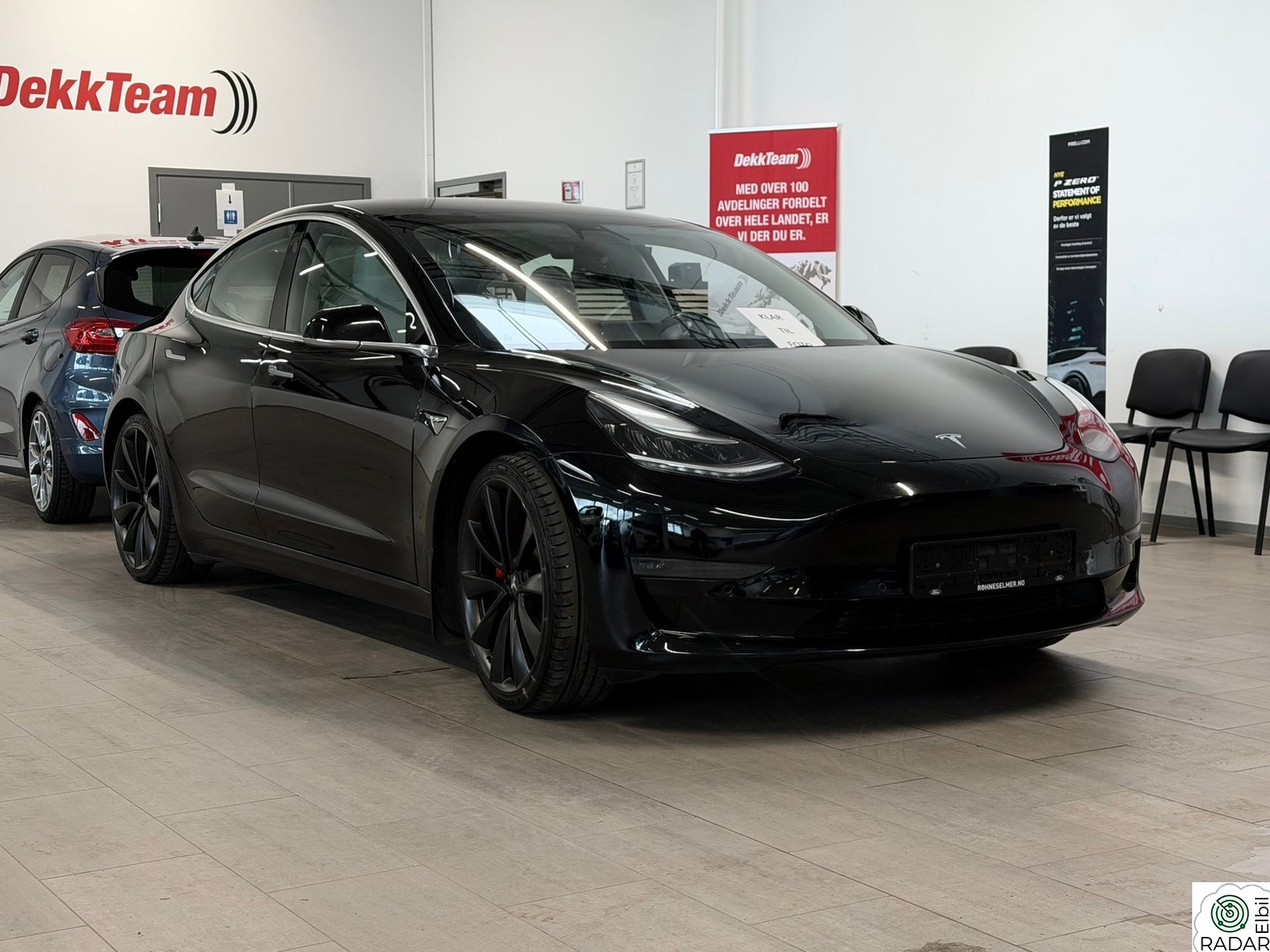 TESLA Model 3 Performance AWD Track Mode App Forvarming Autopilot+++