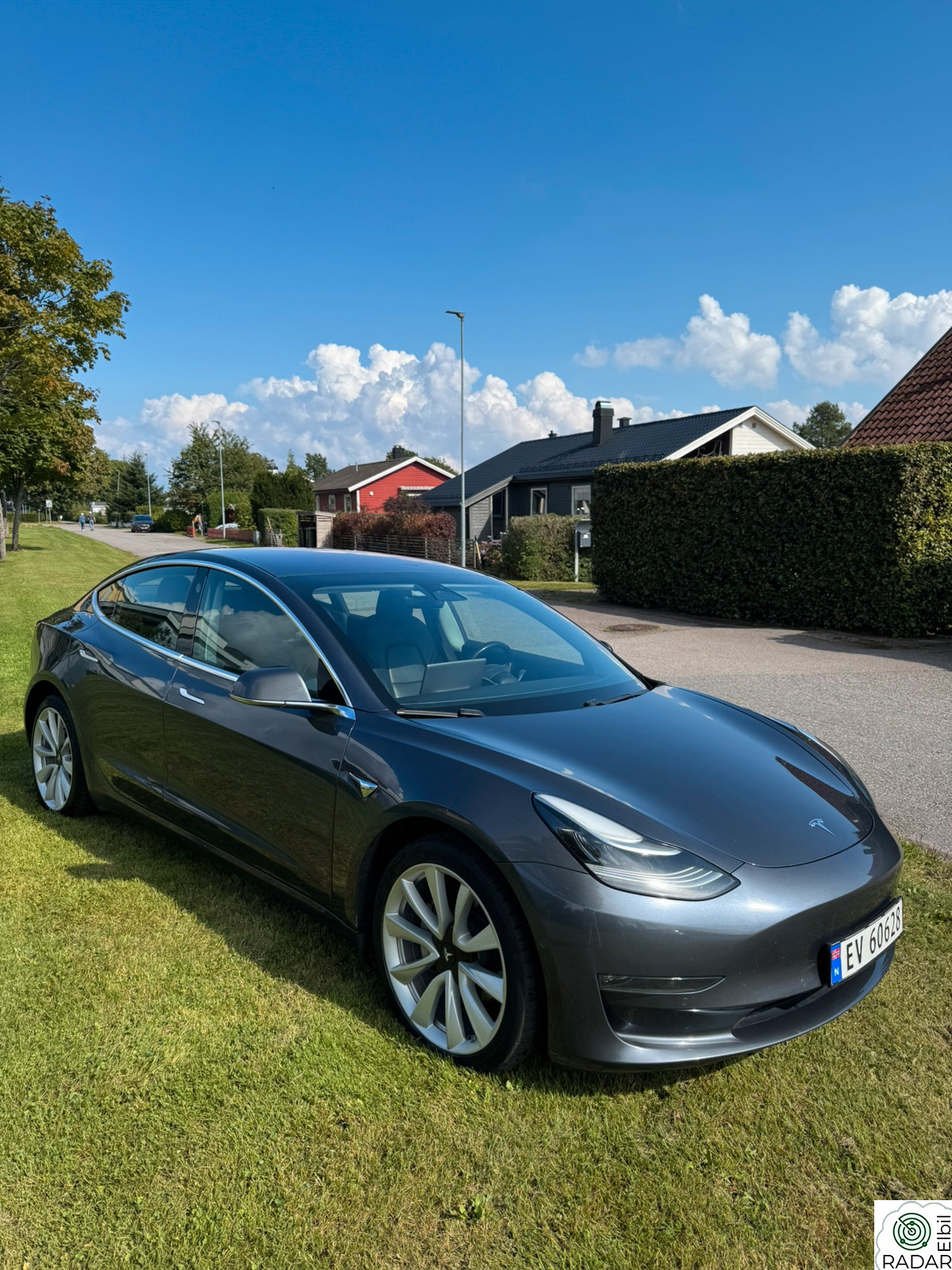TESLA Model 3 Long Range AWD