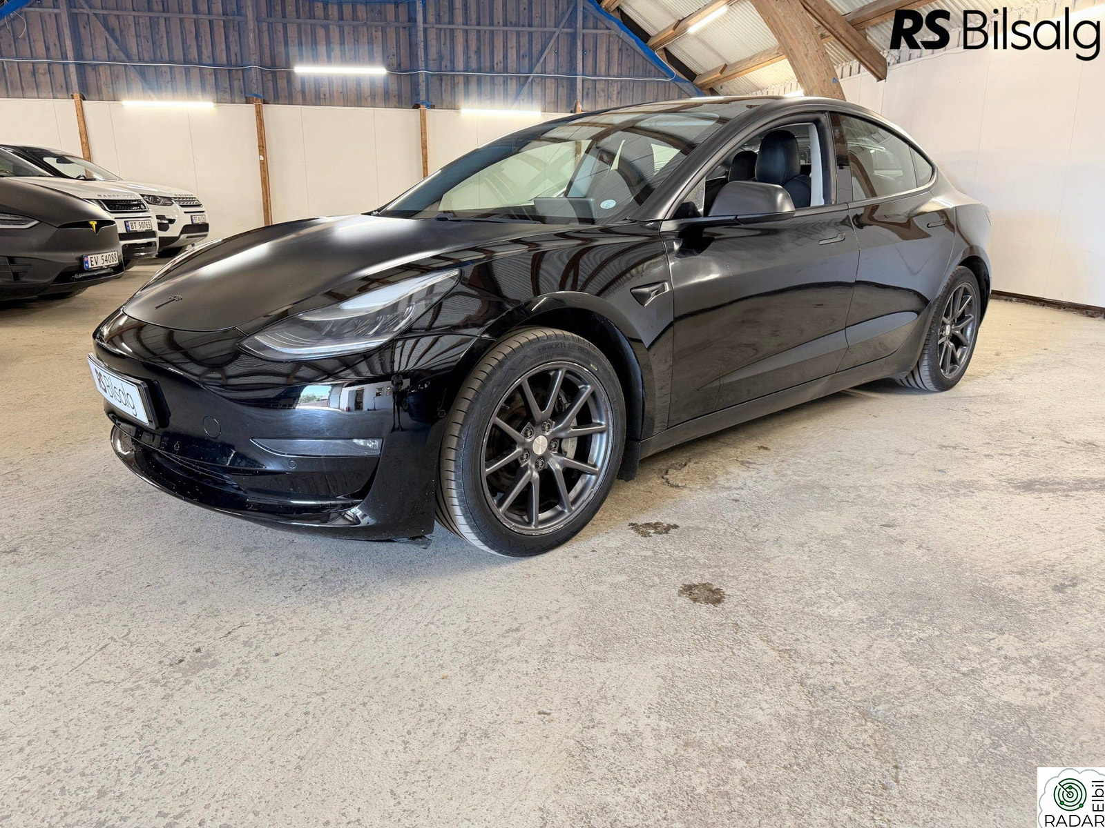 TESLA Model 3 LONG RANGE/AWD/PREMIUM/FOLIERT