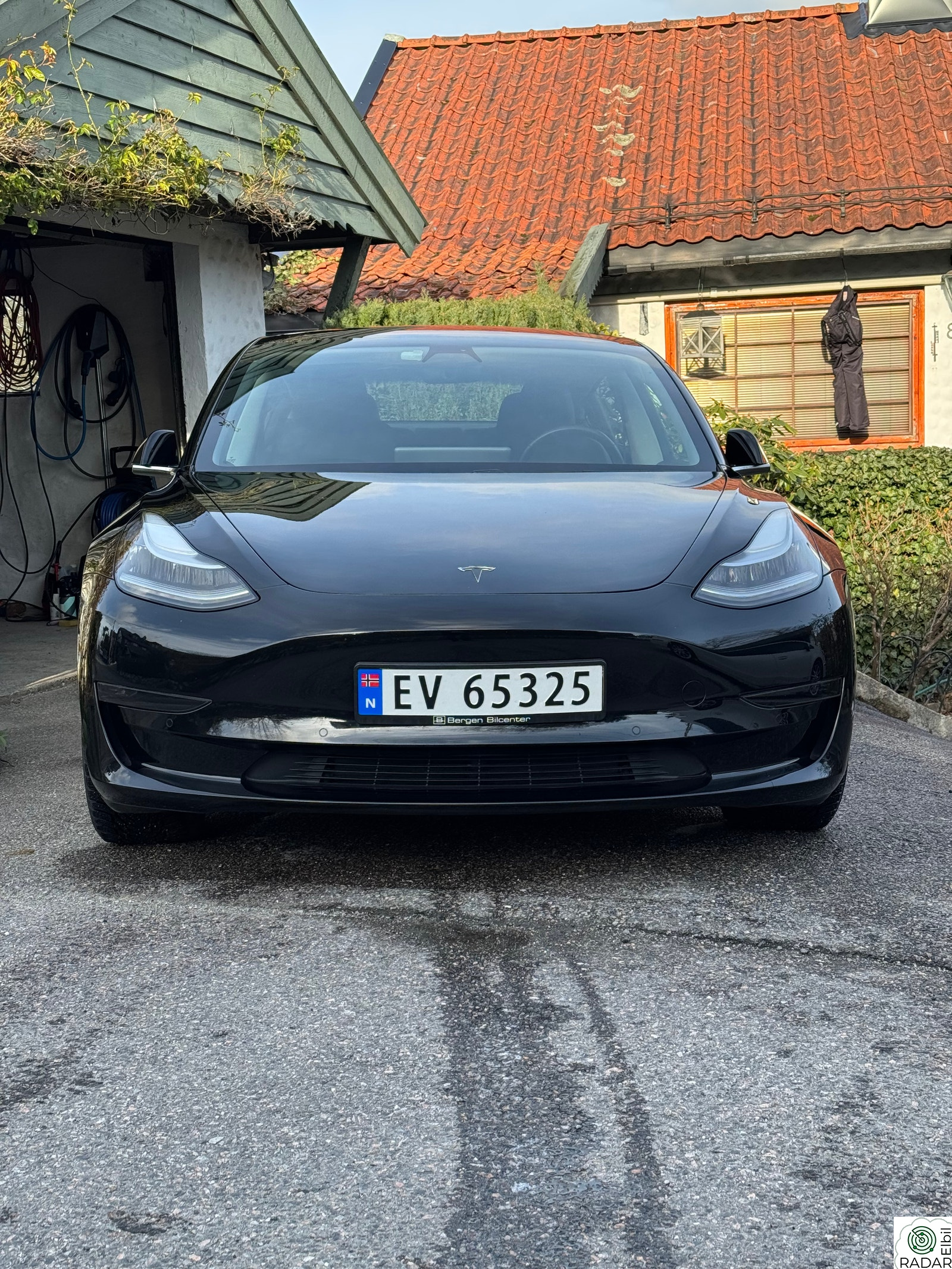 TESLA Model 3 Long Range AWD