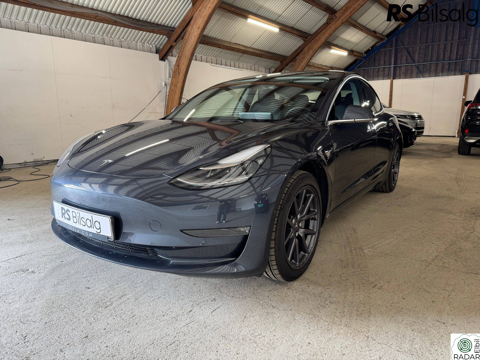TESLA Model 3 LONG RANGE/AWD/PREMIUM/VELHOLDT