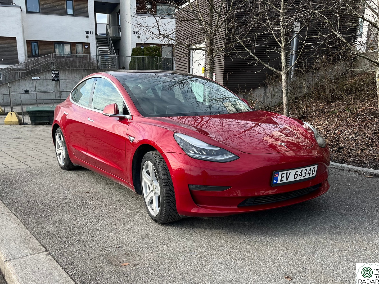 TESLA Model 3 Long Range AWD