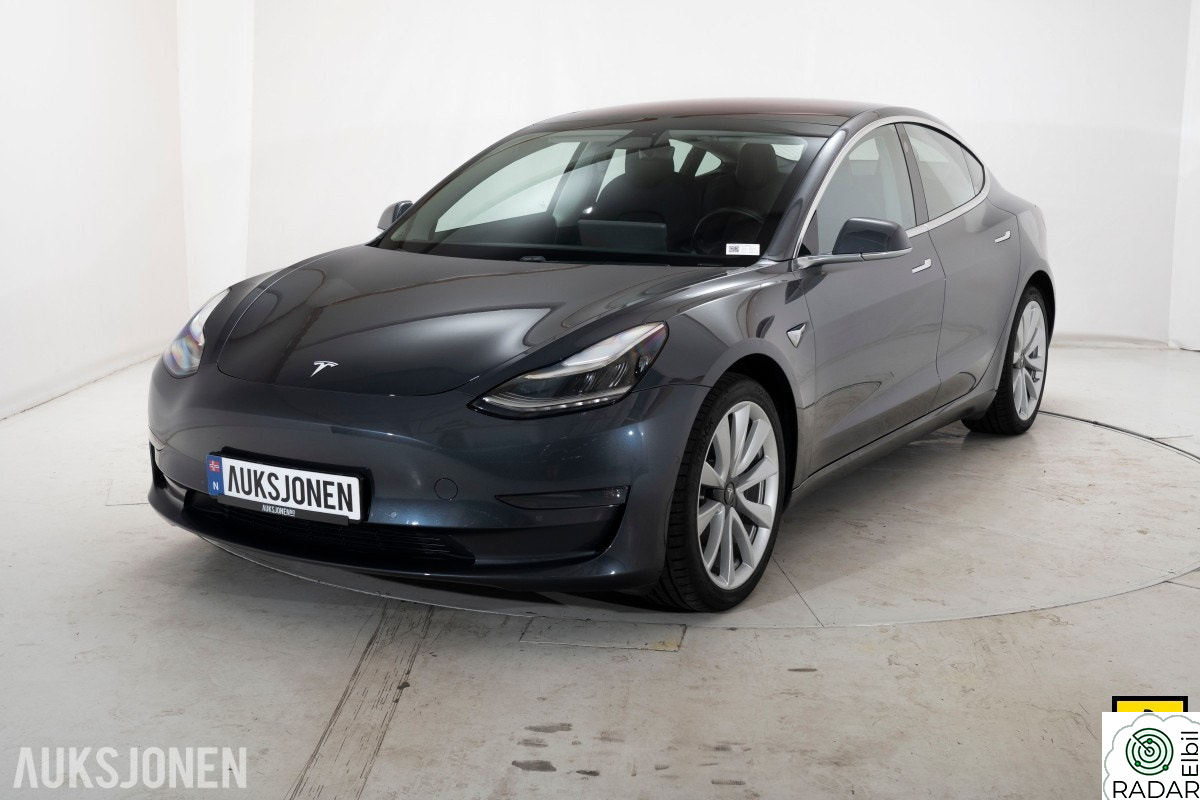 TESLA Model 3 LRDM AWD PANORAMA PREMIUM LYD & INTERIØR LAV KM