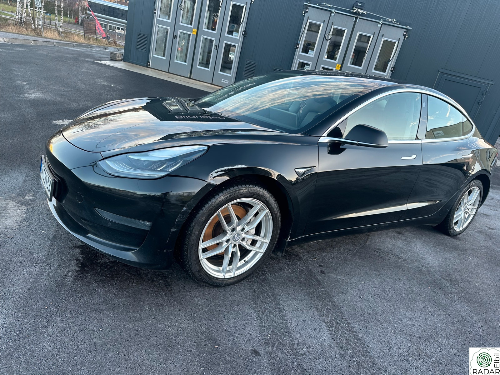 TESLA Model 3 Long Range AWD