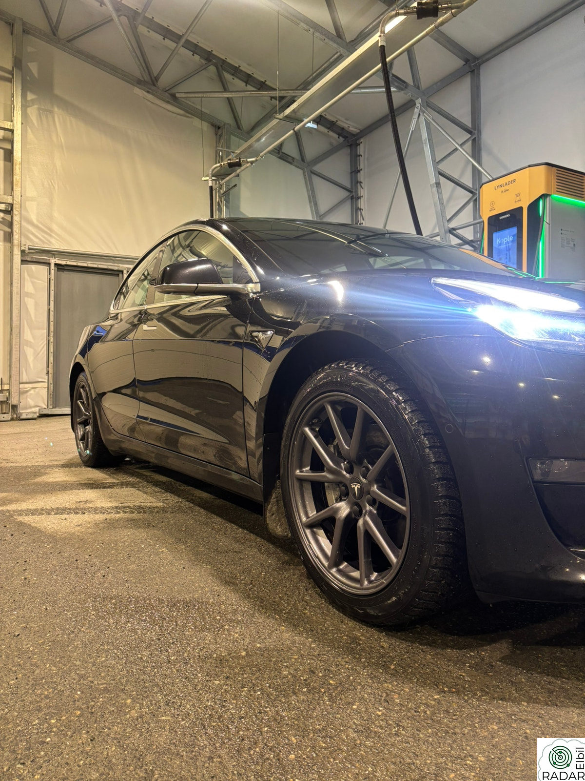 TESLA Model 3 Long Range AWD