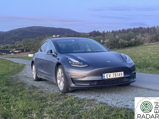 TESLA Model 3 Long Range AWD