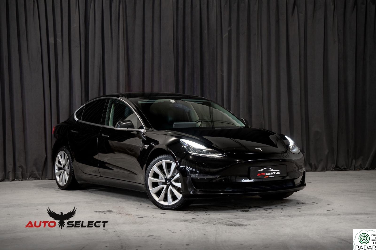 TESLA Model 3 Long Range AWD/560KM/Premium Lyd/R.Kam/Pano/AutoPilot