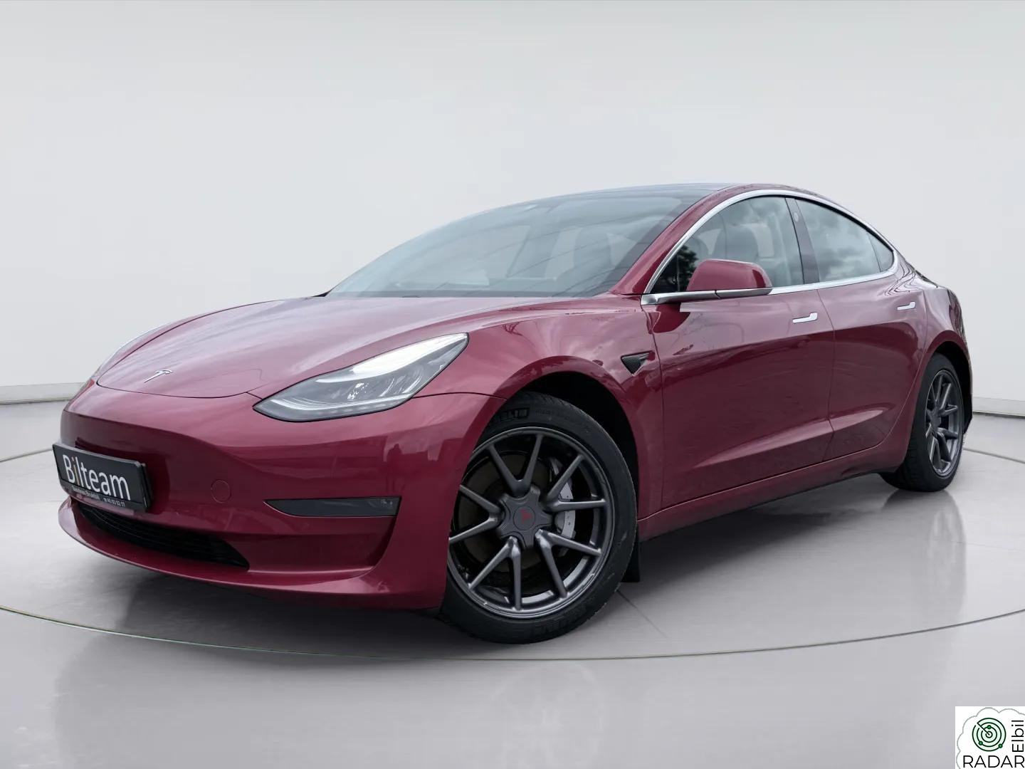TESLA Model 3 LR 4X4 476HK ,SKINN,PREMIUM SOUND,NAVI,LED,AUTOPILOT