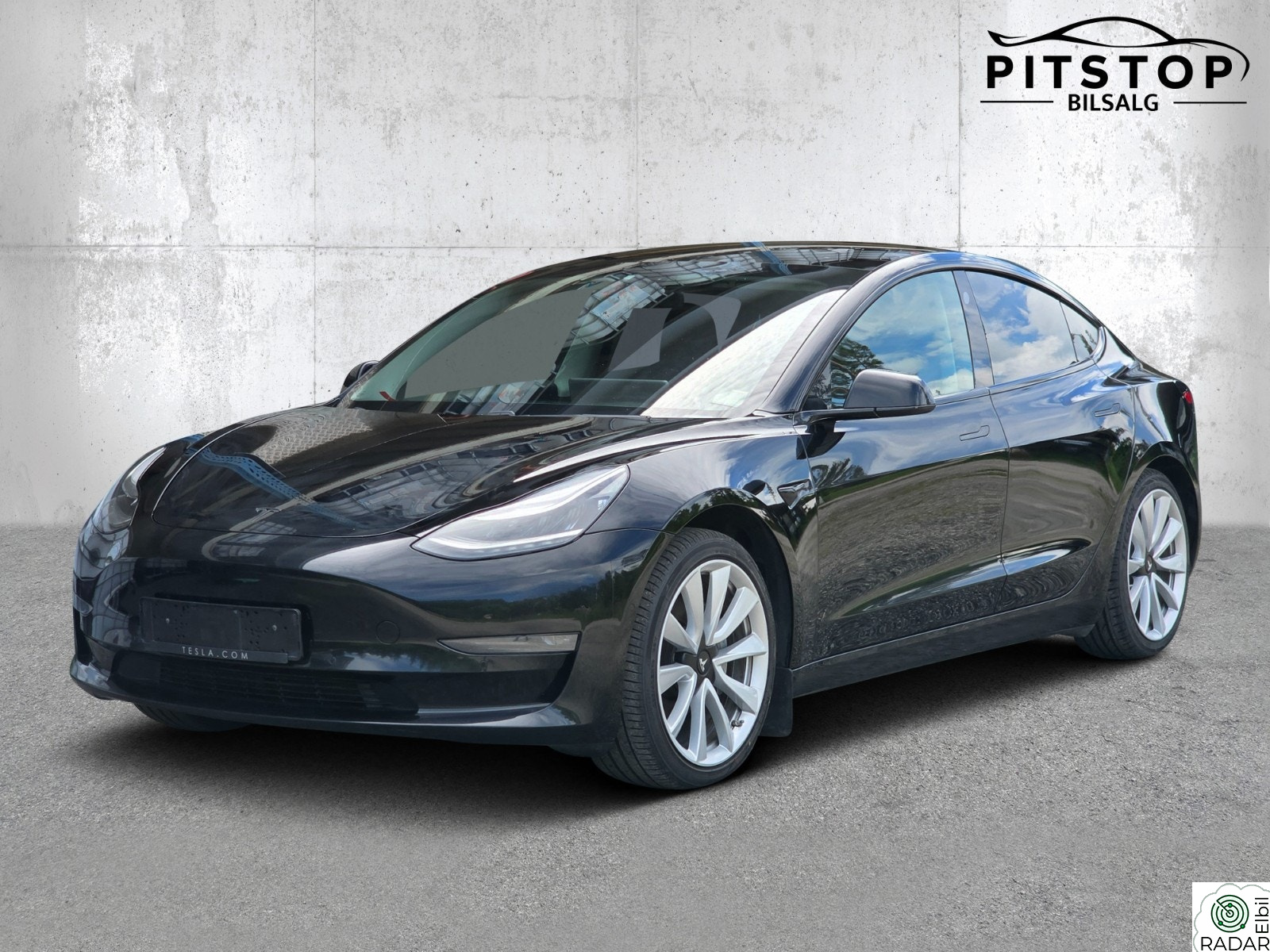 TESLA Model 3 AWD LR 560km AutoPilot Premium Skinn Panorama Euok06/28