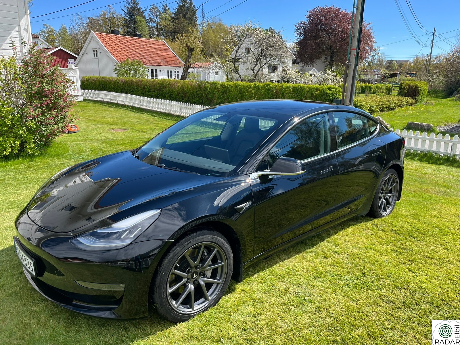 TESLA Model 3 Long Range AWD