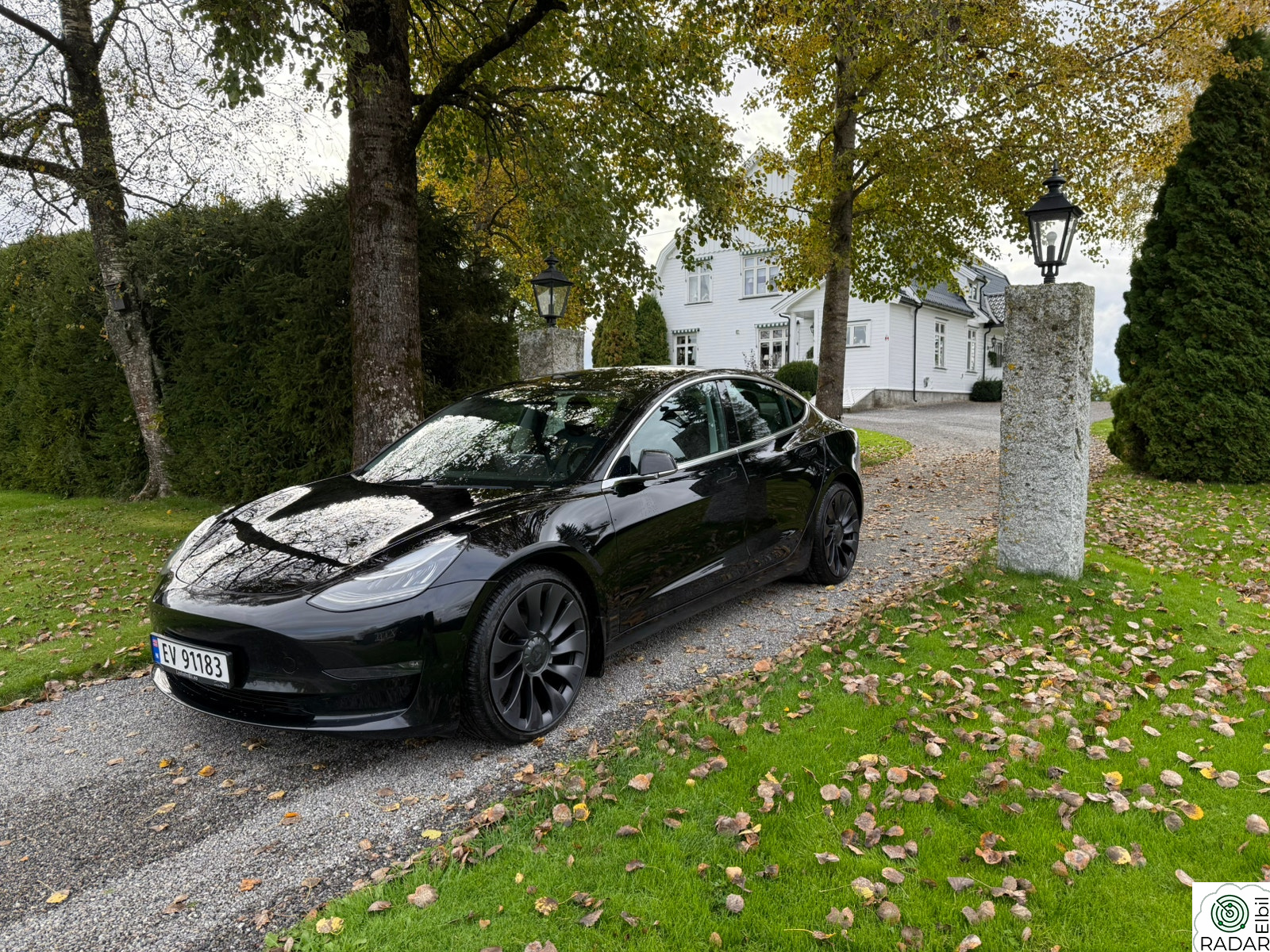 TESLA Model 3 Long Range AWD