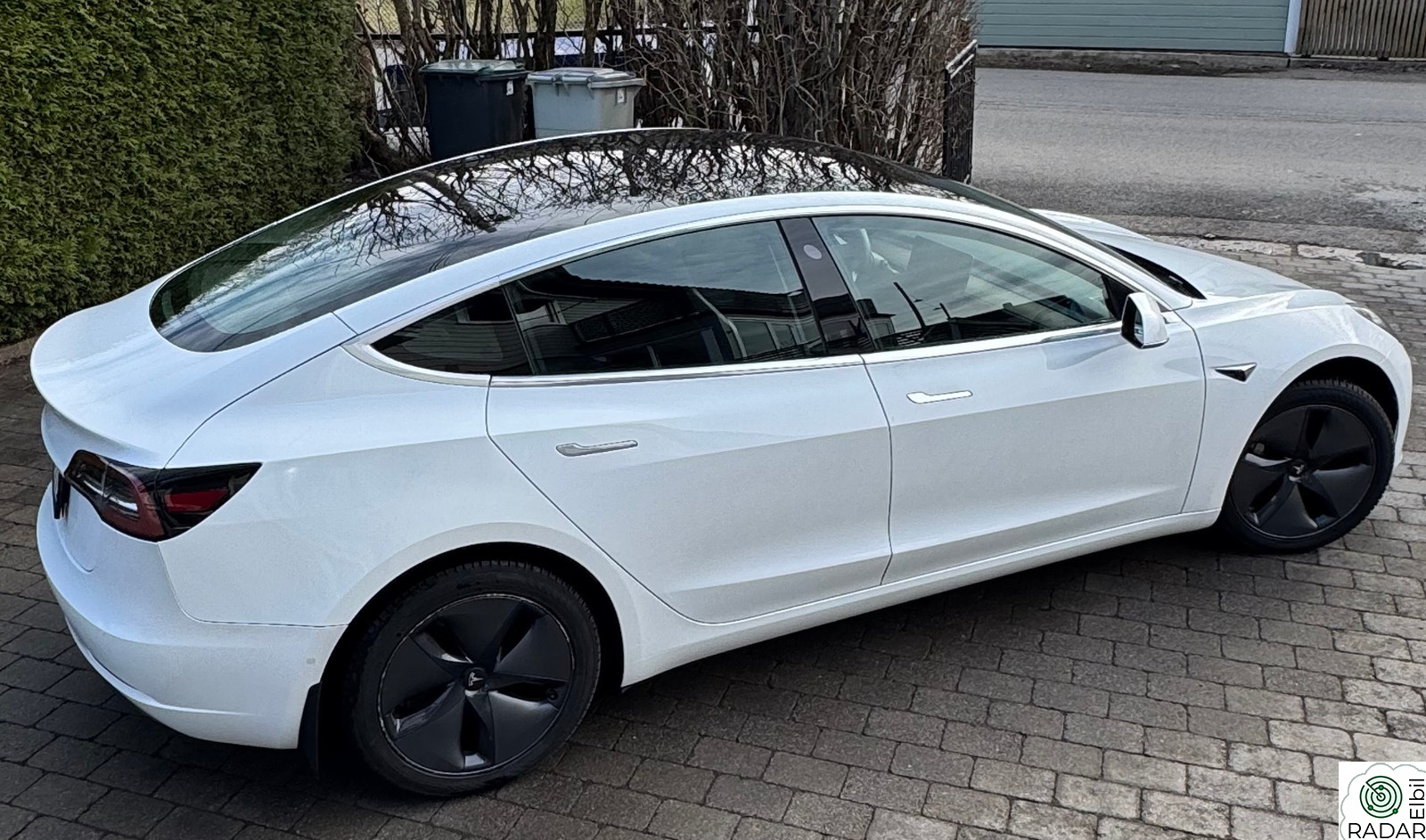 TESLA Model 3 Long Range AWD