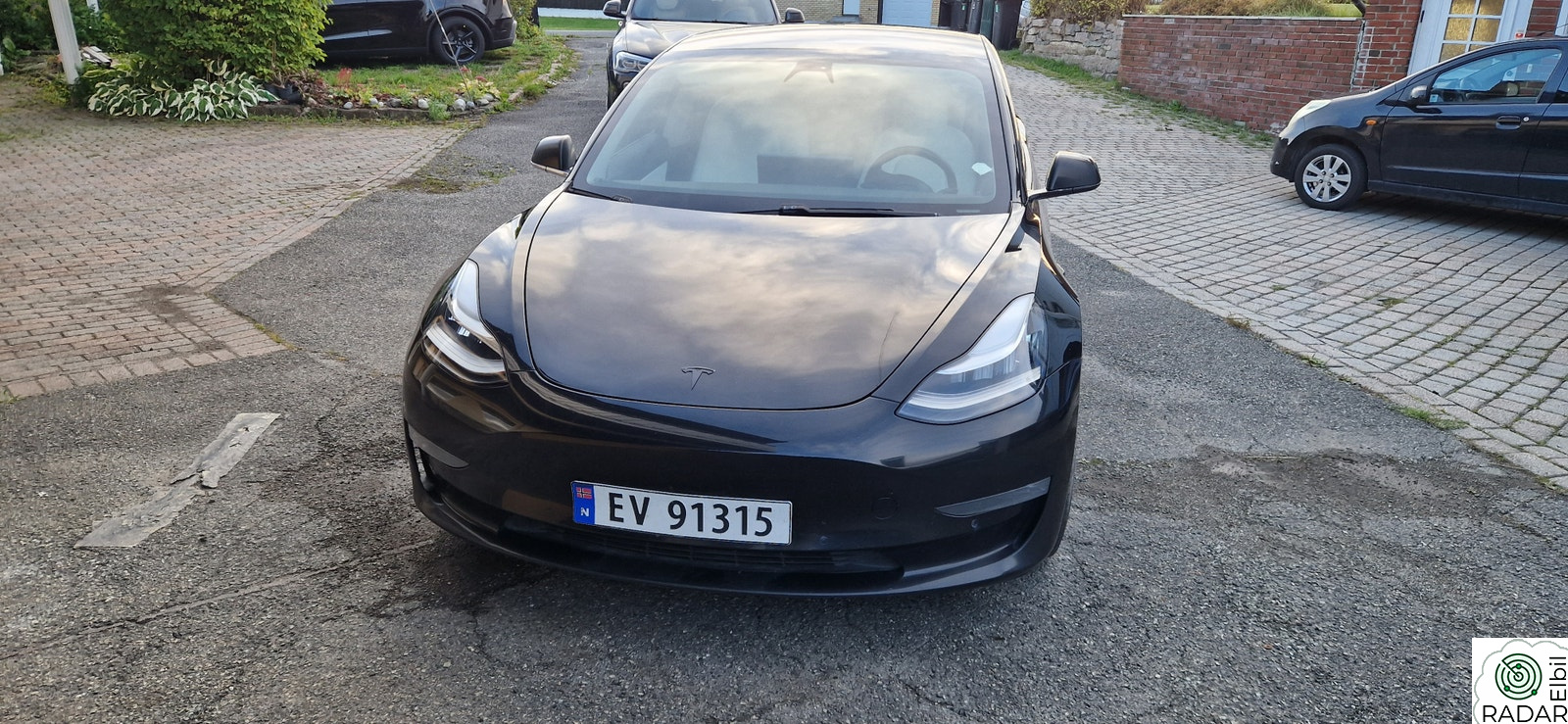TESLA Model 3 Base performance