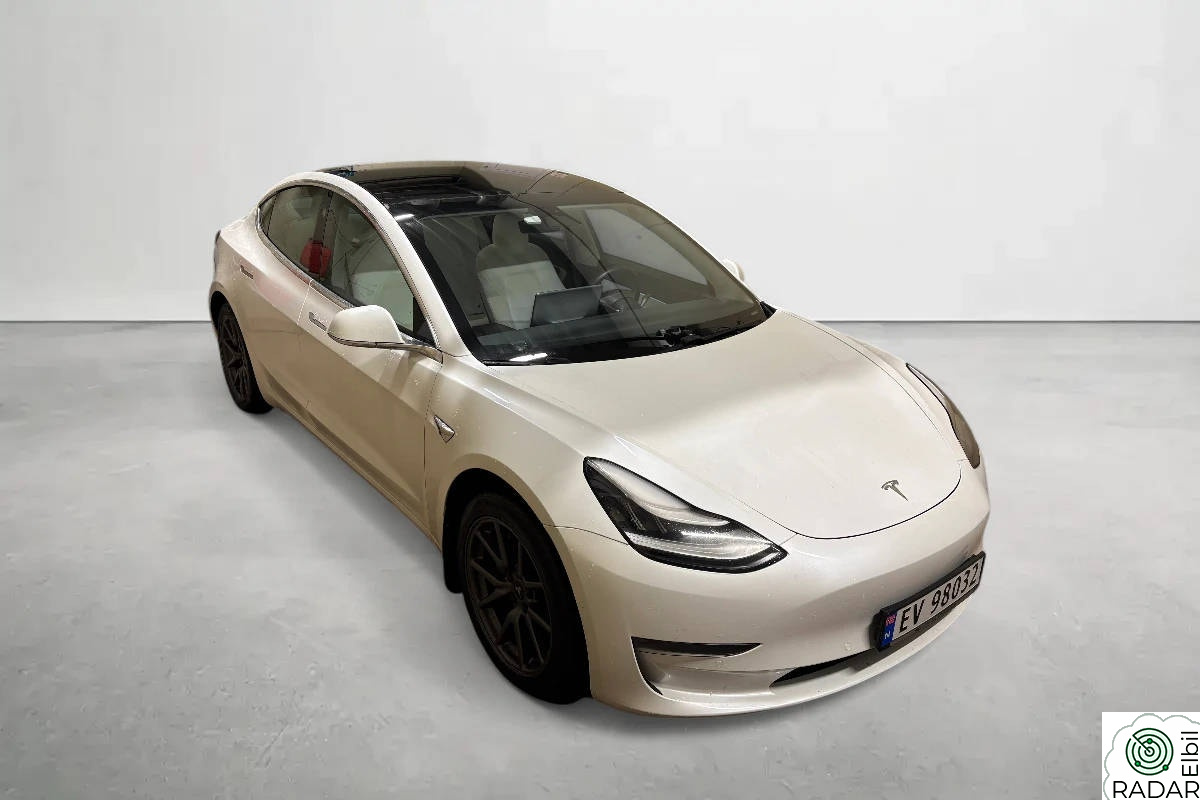 TESLA Model 3 530km (WLTP) Long range, Base performance, AWD