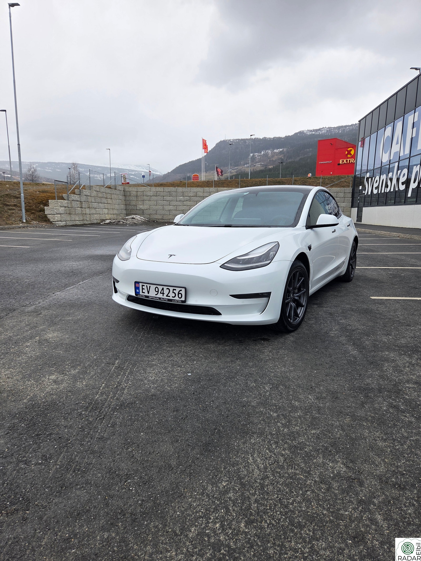 TESLA Model 3 Long Range AWD