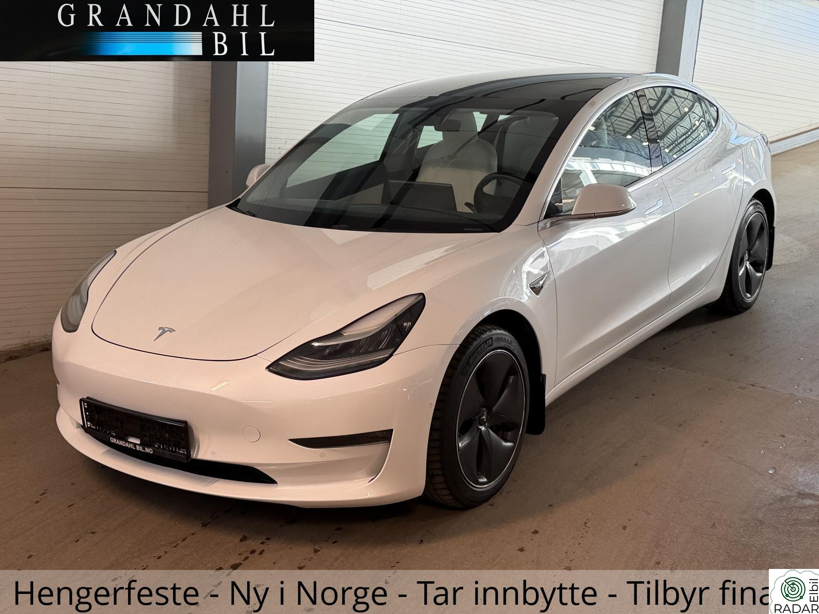 TESLA Model 3 Long Range - 4WD - Autopilot - Hengerfeste ++