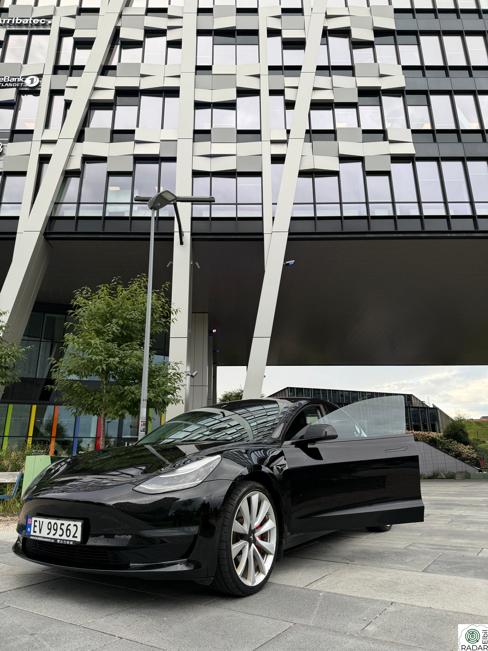 TESLA Model 3 Performance AWD