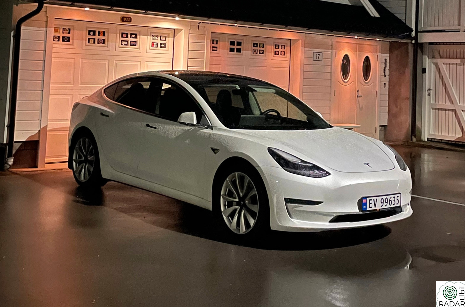 TESLA Model 3 540 HK, 0-100 3,7 sek, Premium lyd & interiør, LR AWD